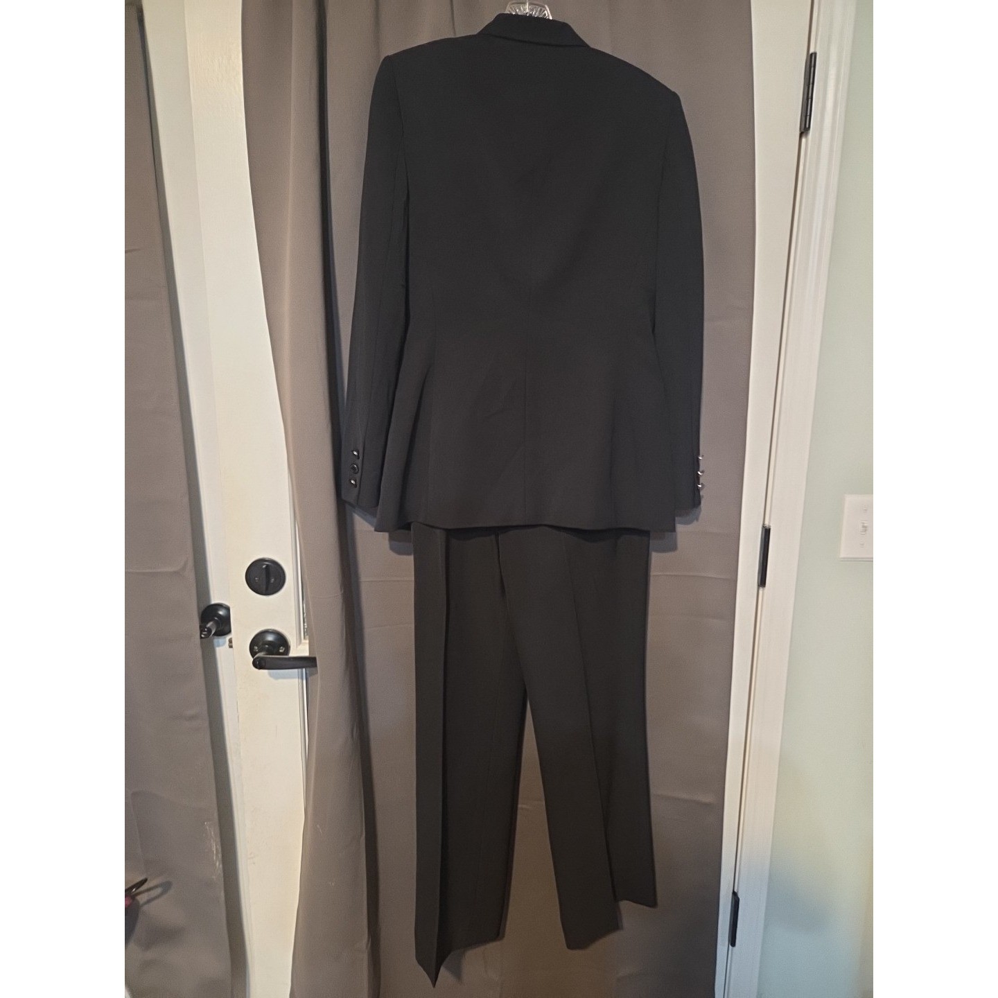 Anne Klein 2 Pc Black Executive Suit, Women’s Size 8, Silver Buttons Office Wear