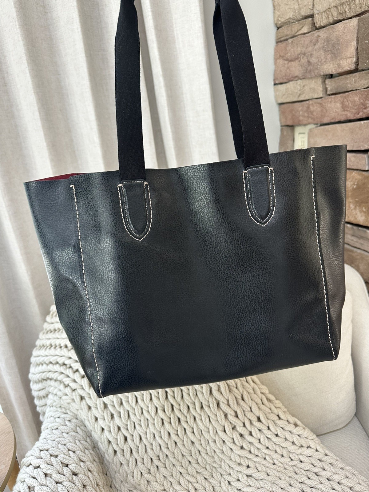 Authentic COACH Derby Tote in Black Pebbled Leather – Oxblood Red