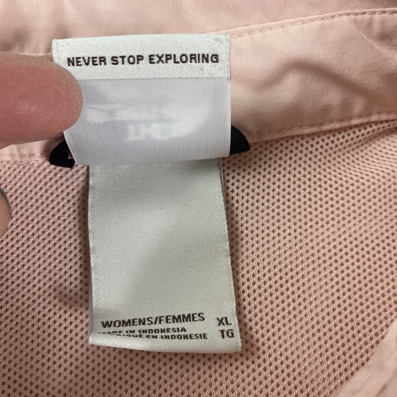 The North Face Tech Trail Shirt Womens XL Pink Snap Zip Pocket Vented Outdoor