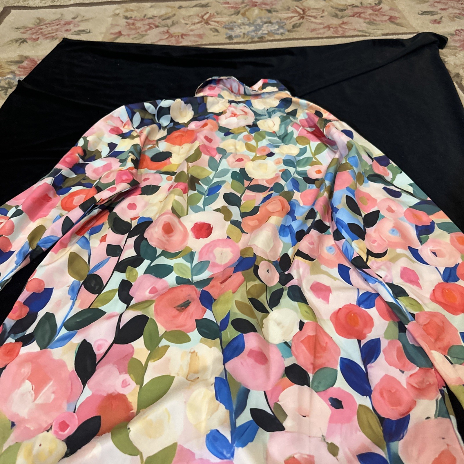 Multicolor Floral Button-Up Collared Blouse Long Sleeve – Size M