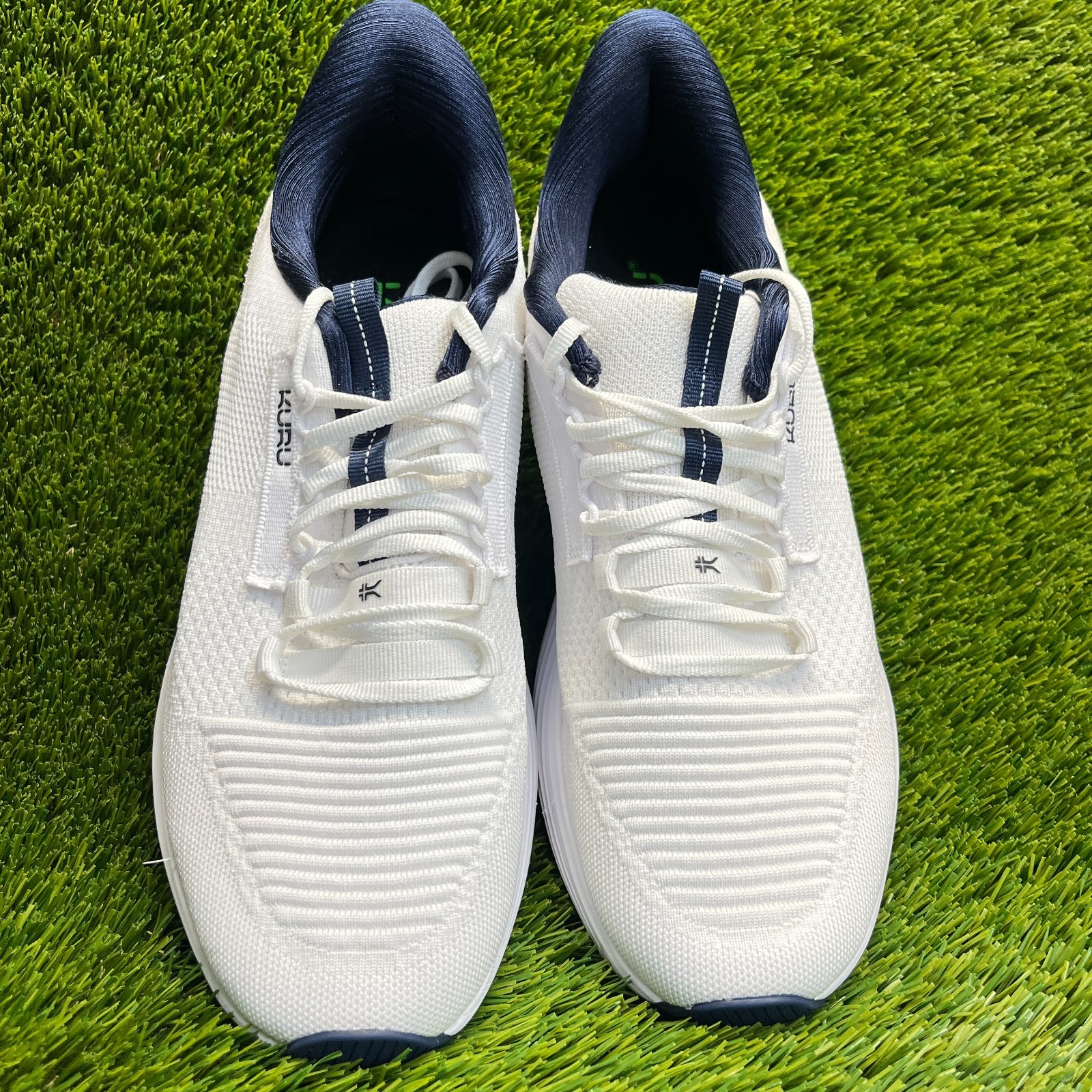 Kuru Atom 2 Mens Size 10.5 White Blue Athletic Running Walking Shoes Sneakers