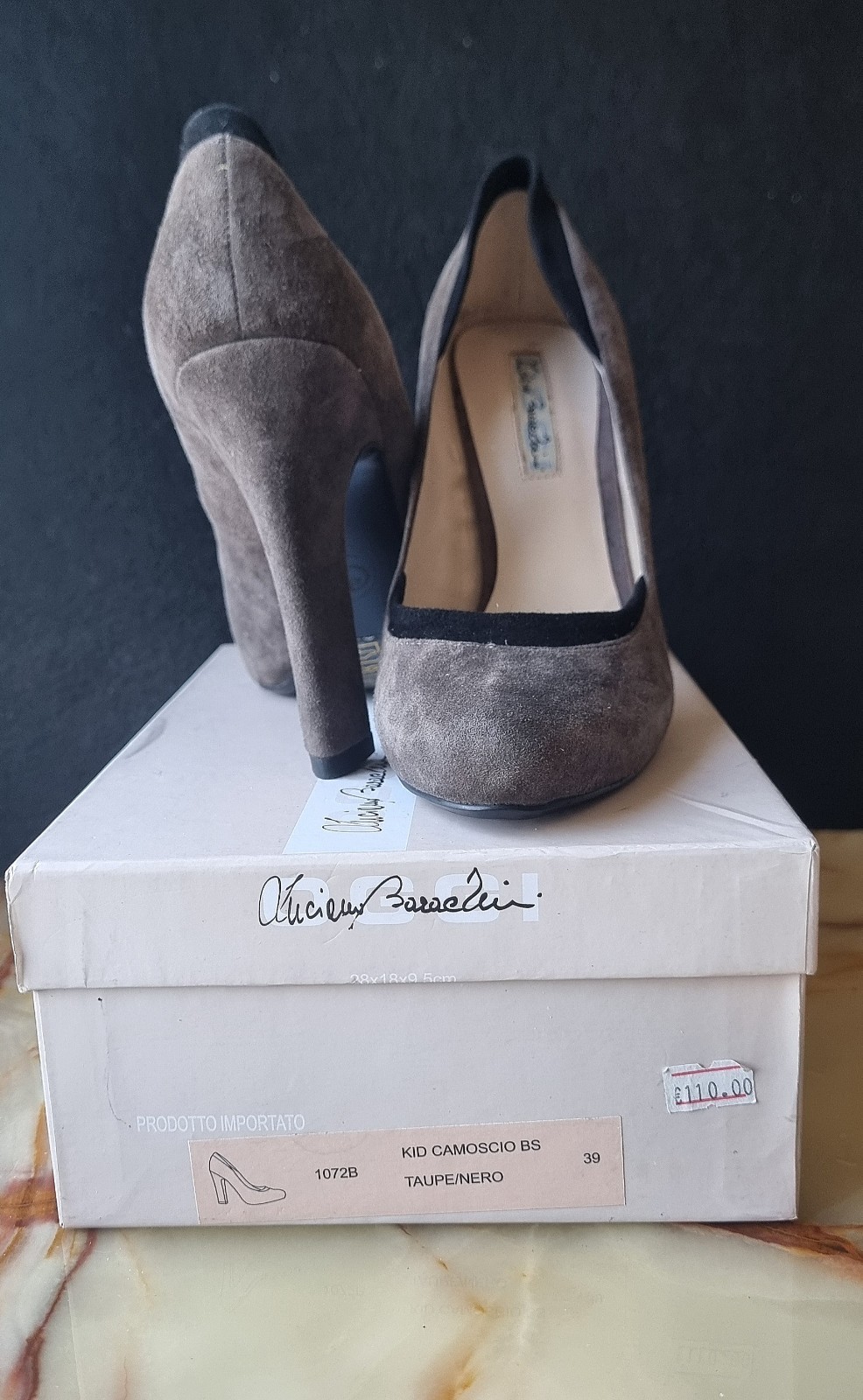 New and luxurious Luciano Barachini suede shoes: 39/12 cm