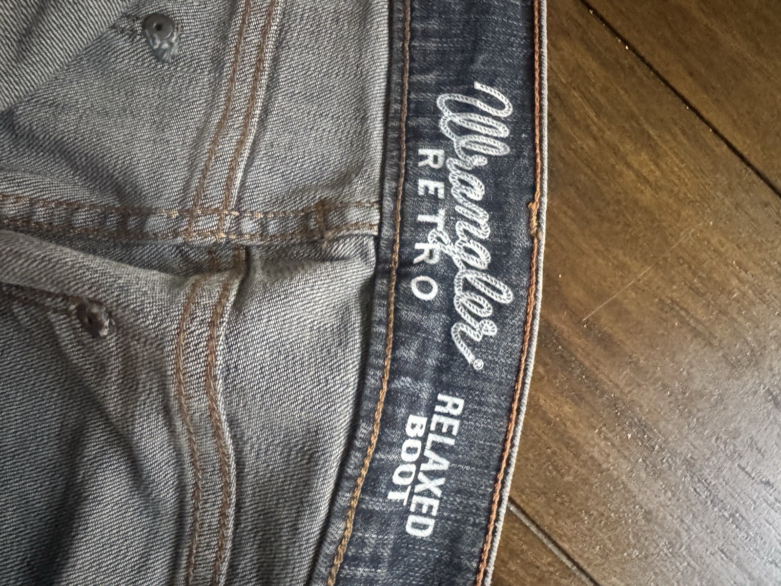 Wrangler Men’s Relaxed Fit Bootcut Dark Wash Stretch Denim Jeans NWT