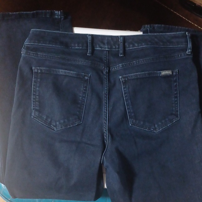 Eddie Bauer Women’s Slim Bootcut Jeans Blue Dark Wash Mid Rise 5-Pocket Stretch