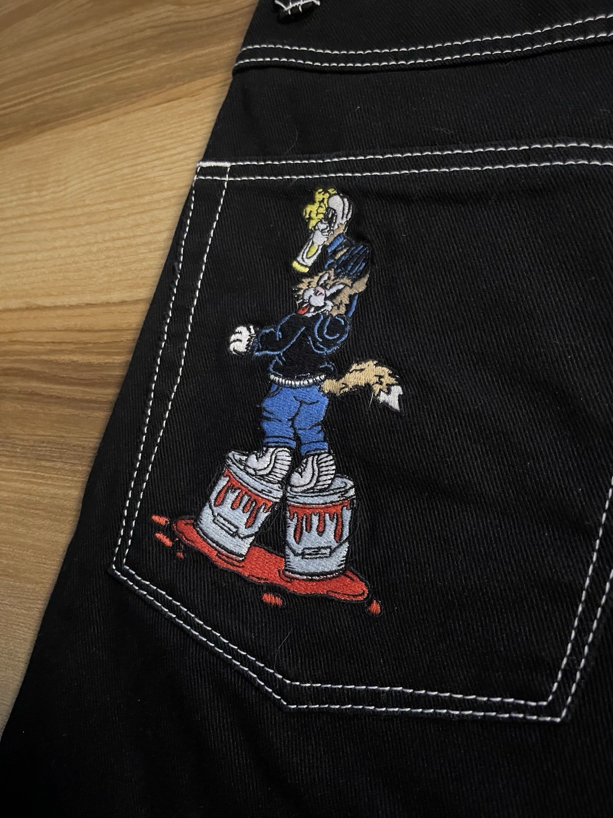 Empyre Graffiti Cat Black Ultra LooseSkateJeans Featuring Embroidered Logo