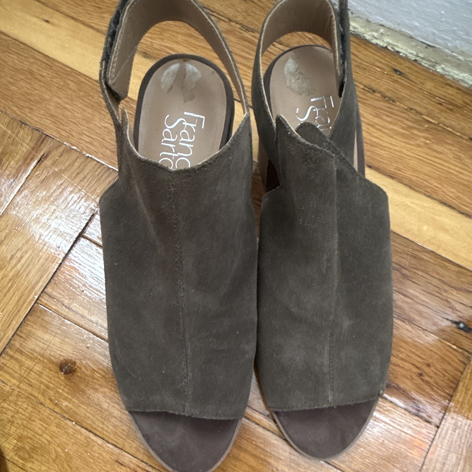Franco Sarto Women’s Brown Suede Slingback Open Toe Block Heel Slip On 8.5