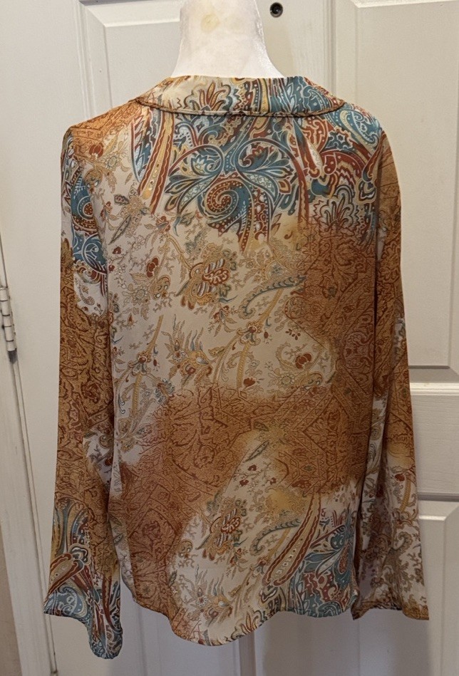 Paisley Boho Semi Sheer Long Sleeve Blouse 20” P2P 25” Length EUC Ladies Large