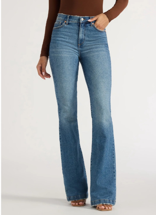 Sofia by Sofia Vergara Women’s Melisa Flare High Rise Jeans Sz 4,6,12 NWT *36