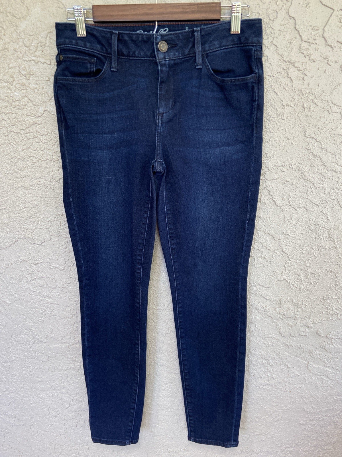 Eddie Bauer Mid Rise Slightly Curvy Skinny Ankle Stretch Jeans Dark Wash Size 2