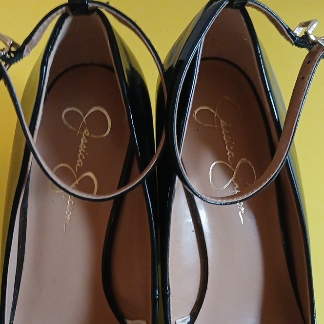 Jessica Simpson Womens Black Patent Leather Platform Ankle Strap Heels 10