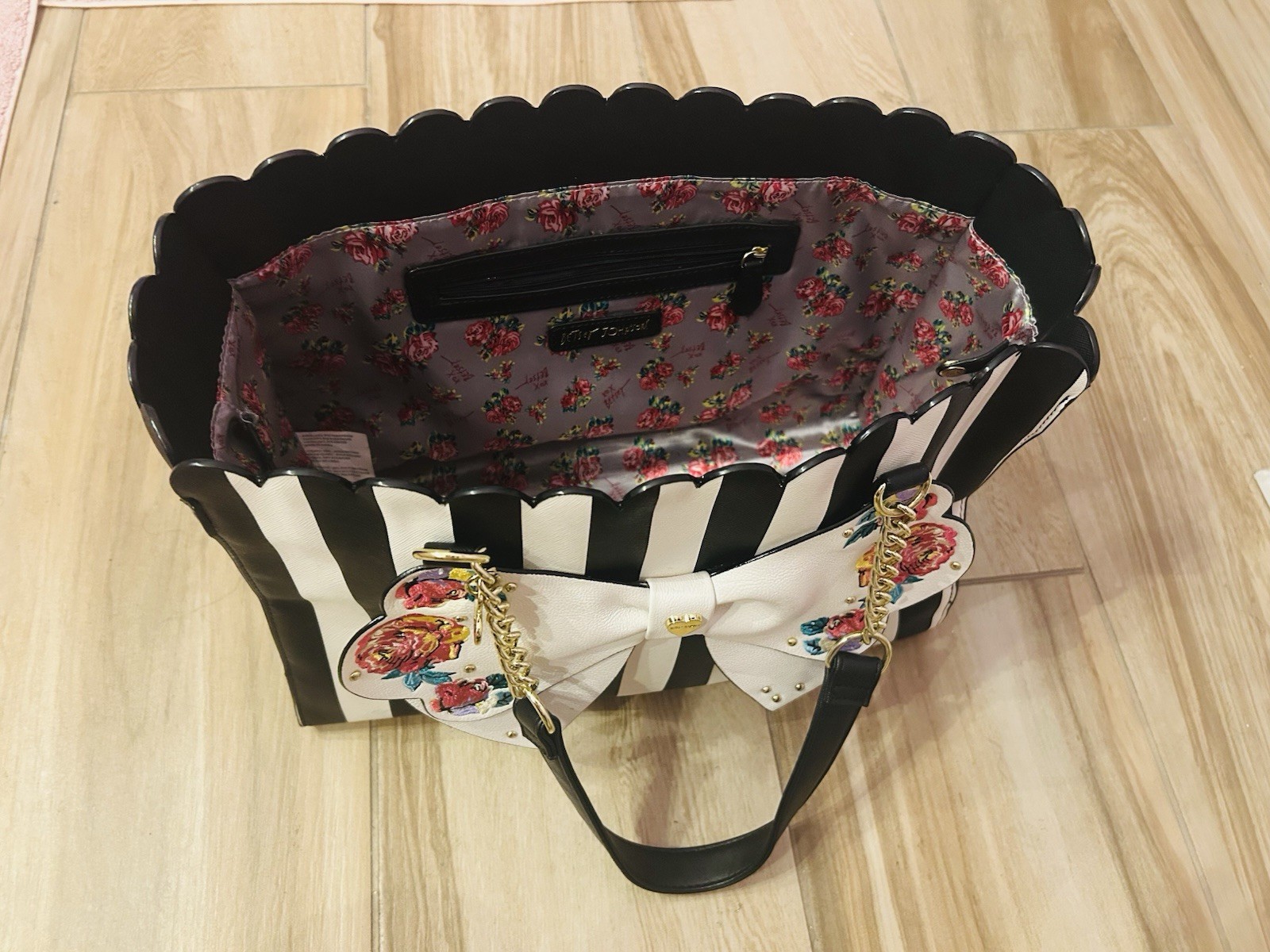 Betsey Johnson Black White Striped Satchel Top Handle Zip Bow Gold Chain Strap