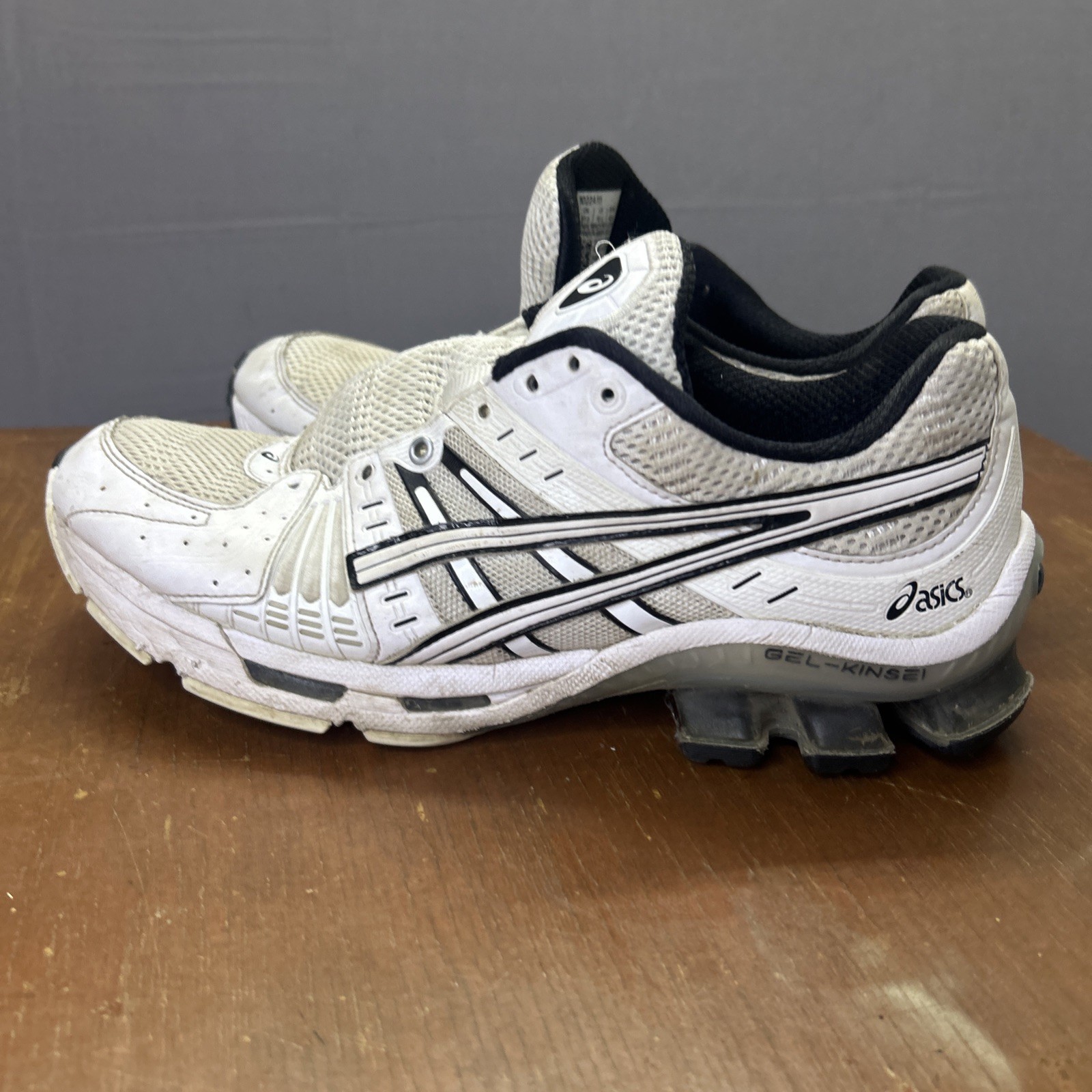 ASICS GEL KINSEI OG [1022A111-100] WHITE SILVER WOMEN’S RUNNING SHOES Size 8.5