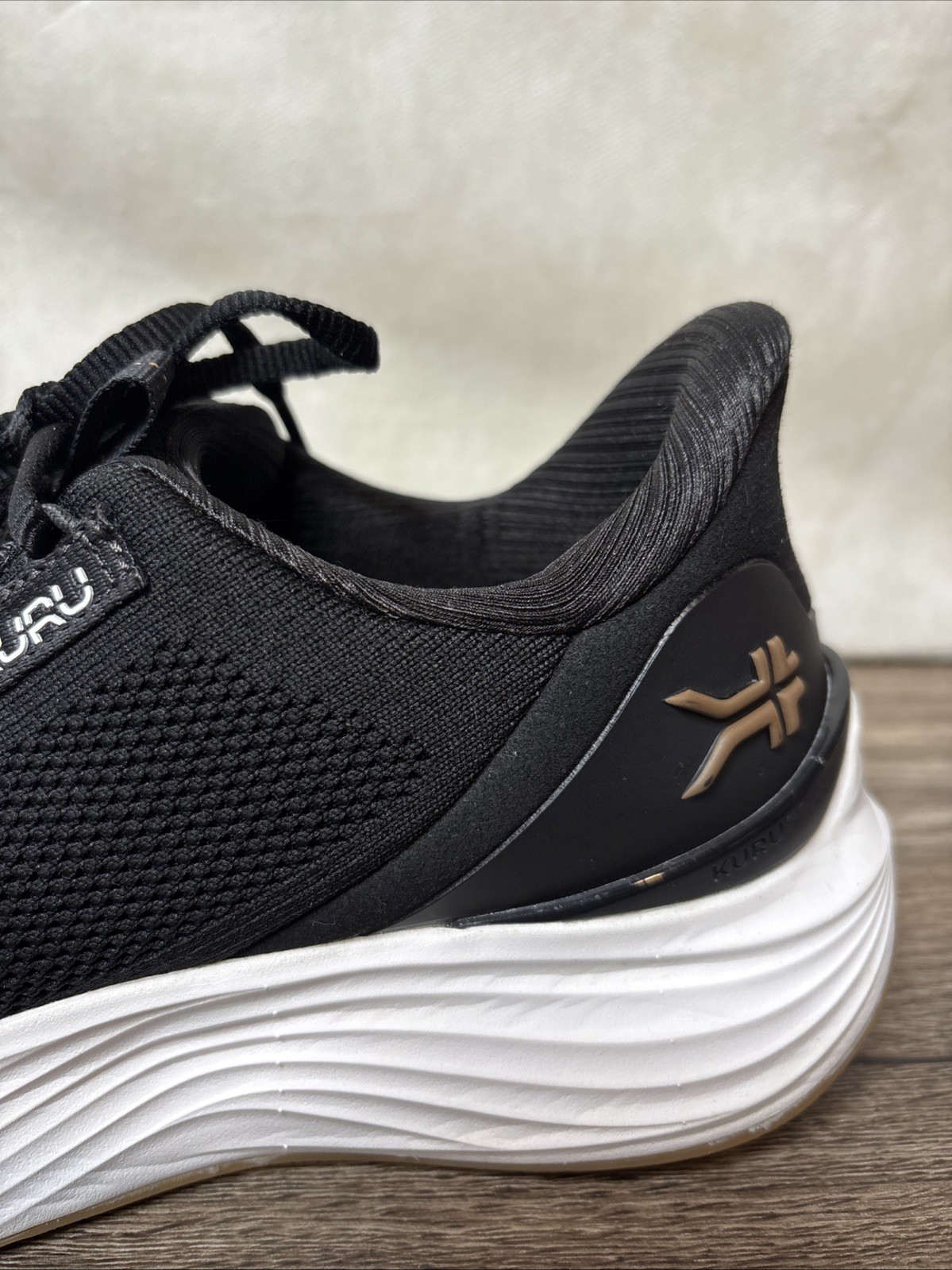 Kuru Atom 2 Womens Size 7.5 M Black Athletic Running Walking Shoes Sneakers