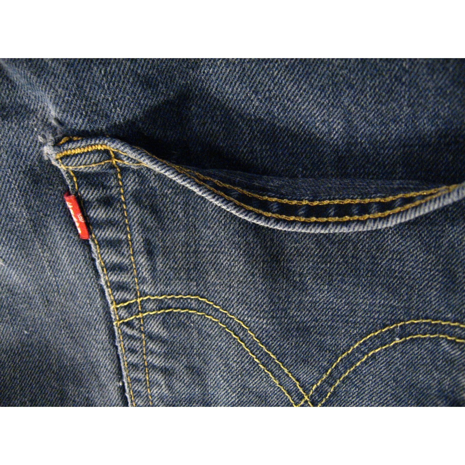 Levis 569 CUTOFF JEAN SHORTS Womans Tag 30 28 MEASURED High Waisted Blue Denim