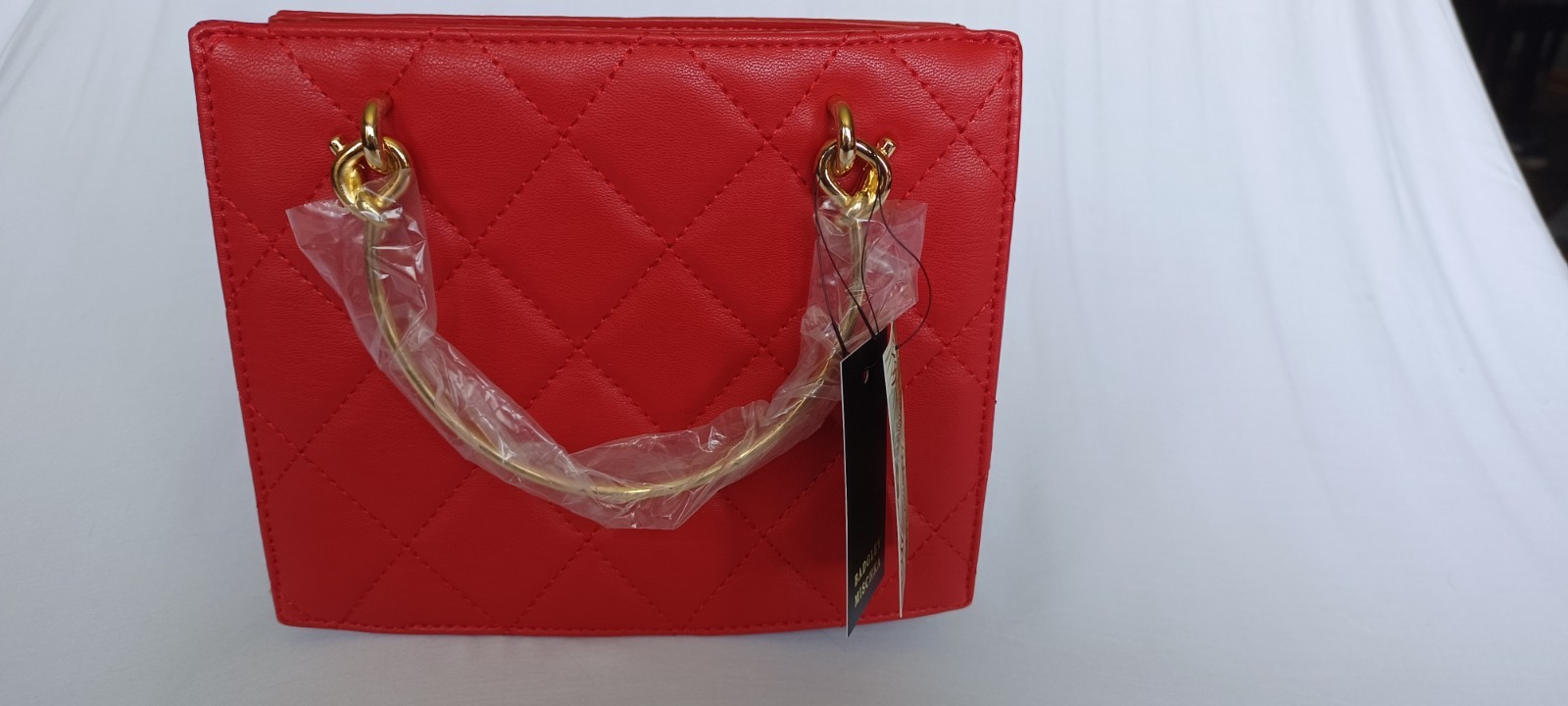 Badgley Mischka Red Quilted Bag With Gold Accents New With Tags