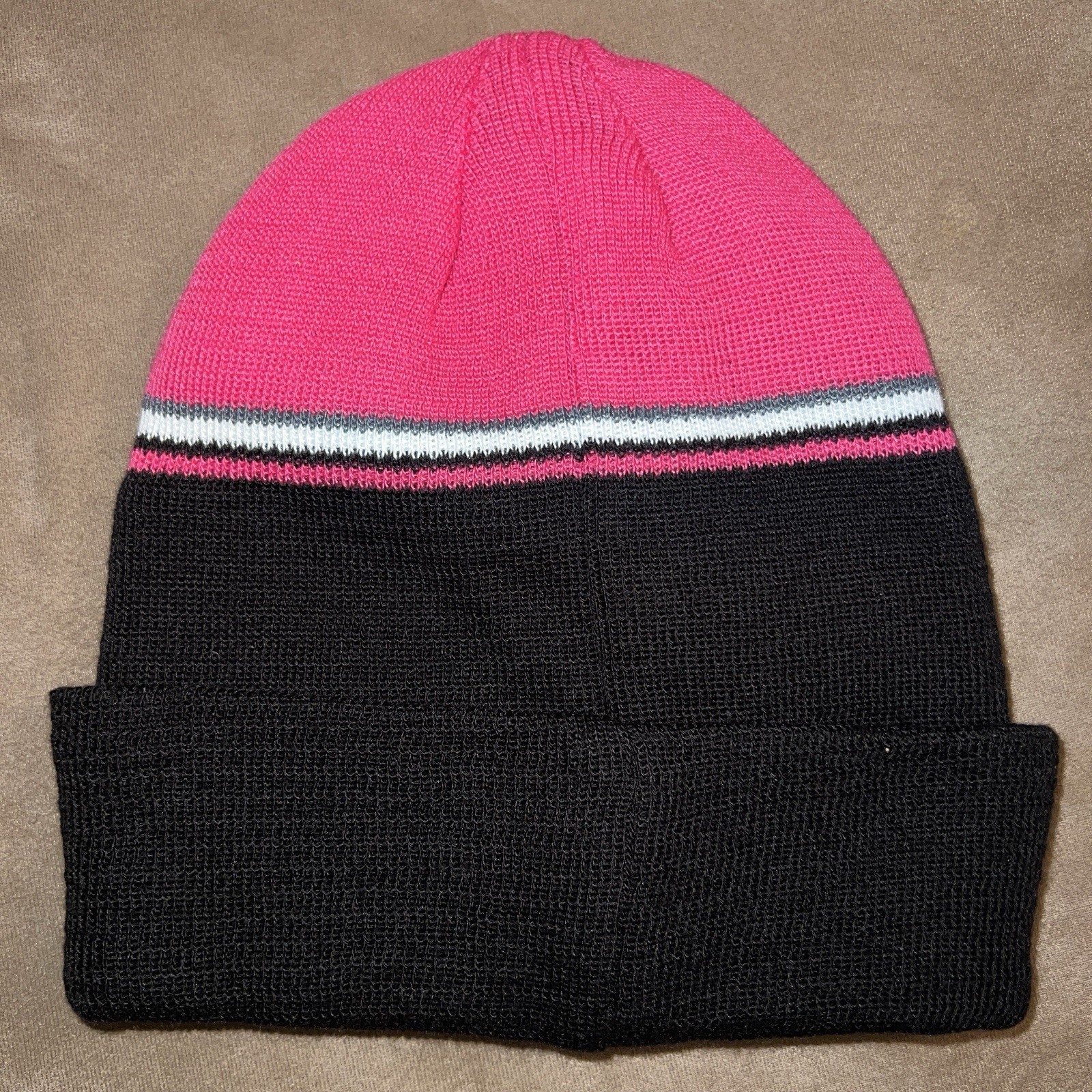 T-Mobile Tuesdays: 2 Holiday Glasses, Winter Beanie, BBQ Spatula, Screen Cleaner
