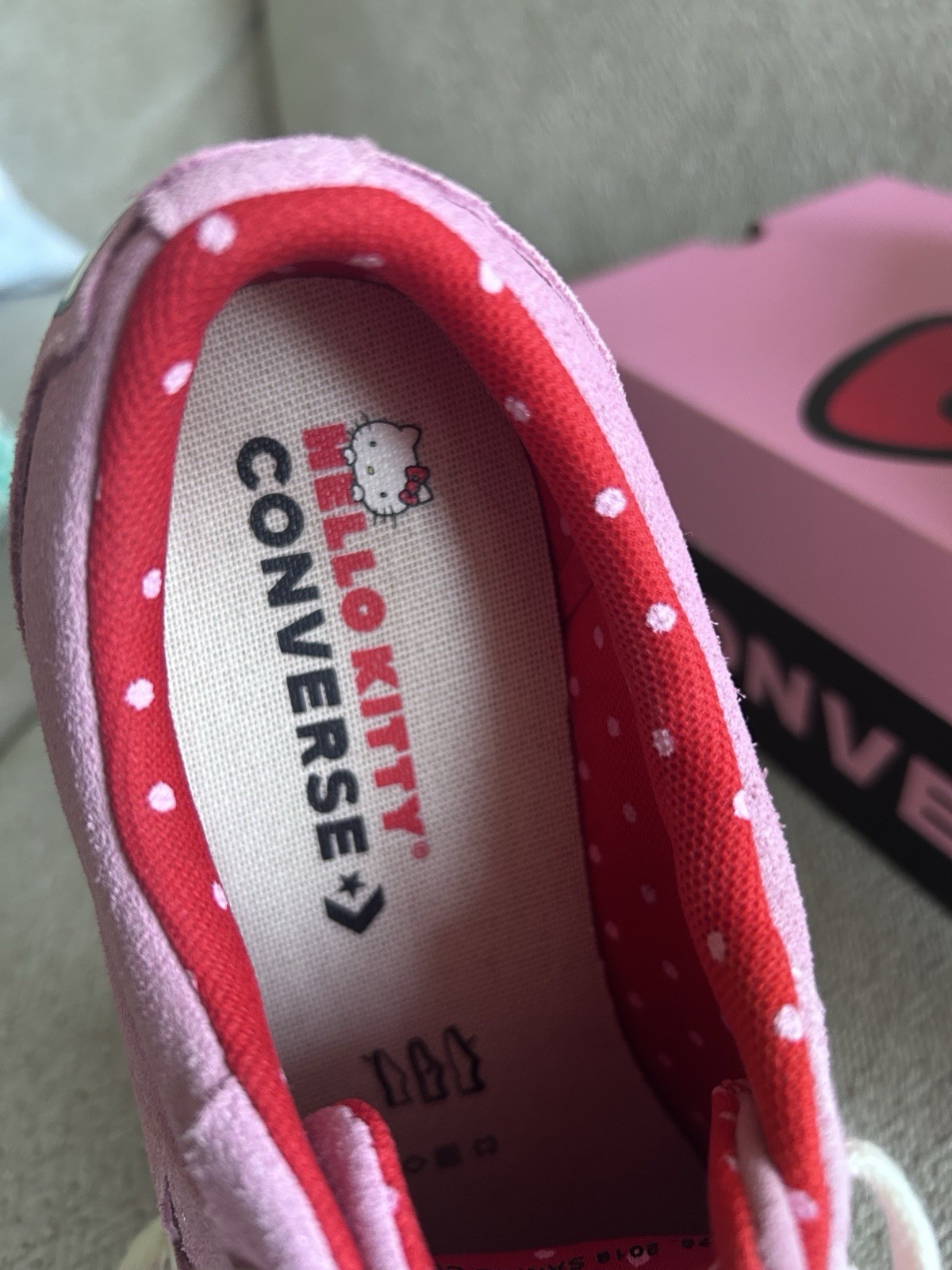 Hello Kitty Converse One Star Suede W9/M7 With Box Limited Edition OX Sneakers