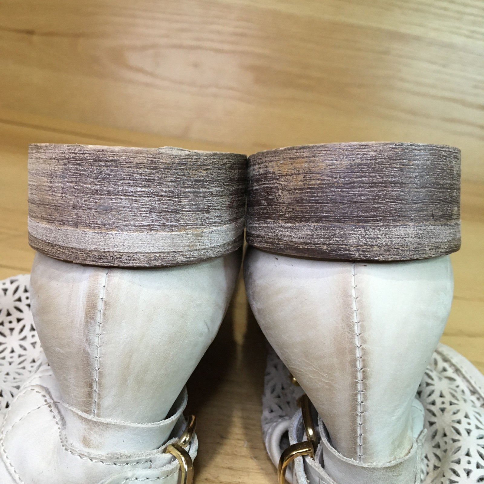 Max & Moi By Lederer Tan Ivory Perforated Leather womens Boot EU 40 US 9-9.5