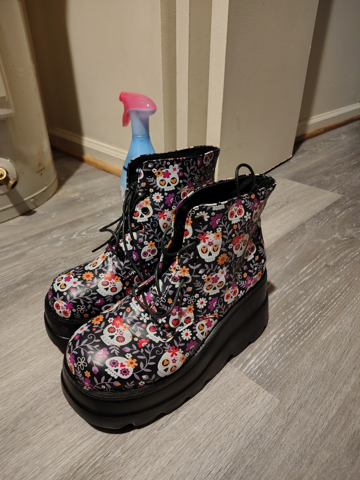 Ulalaza Sugar Skull Platform Boots 8.5 worn twice, excellent condition