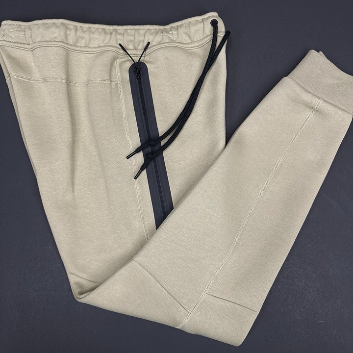 Nike Sportswear Tech Fleece Pants Joggers Neutral Olive Men’s Medium FB8002-277