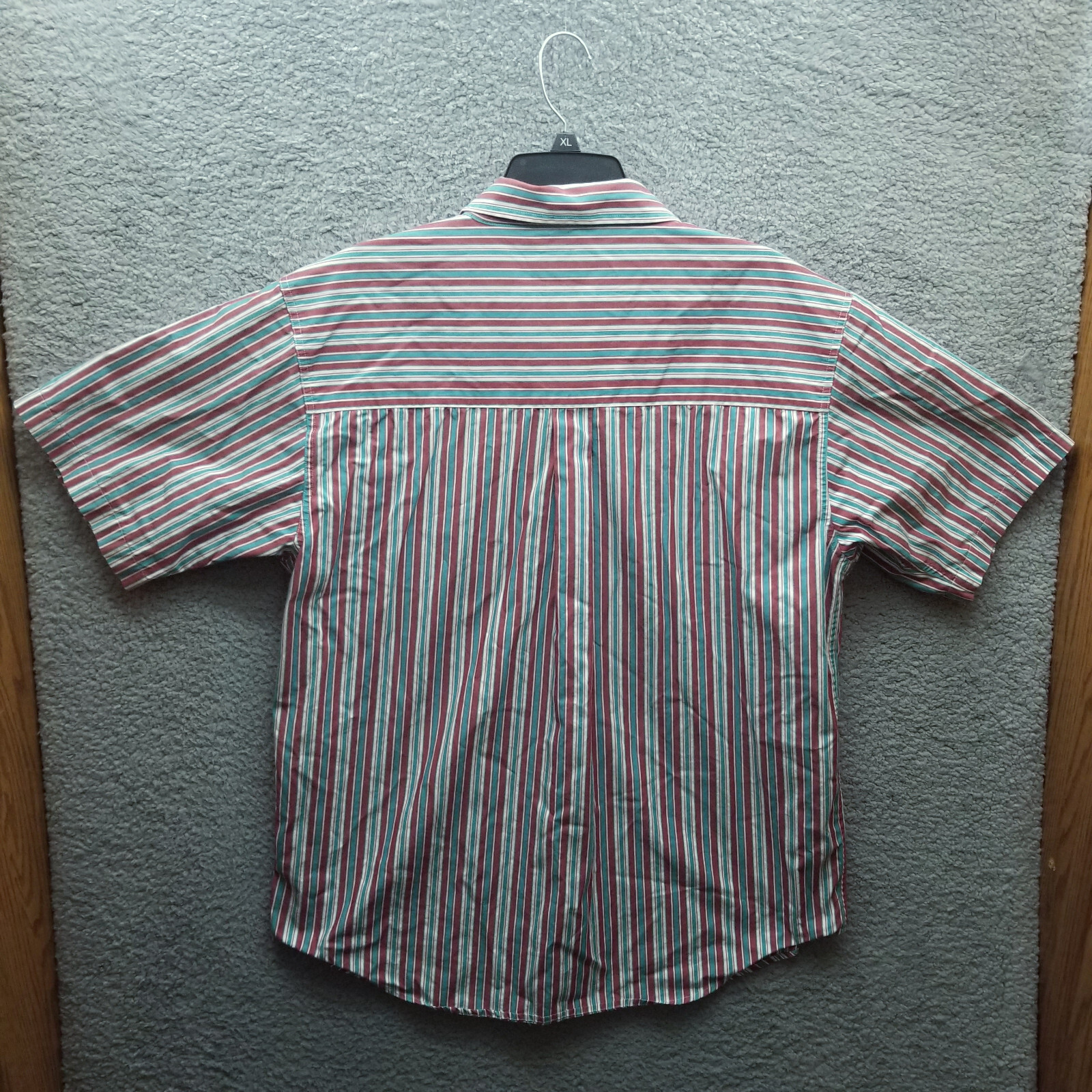 Scandia Woods L Striped Multicolor Button-Down Shirt 50.25″ 28.75″ 10.25″