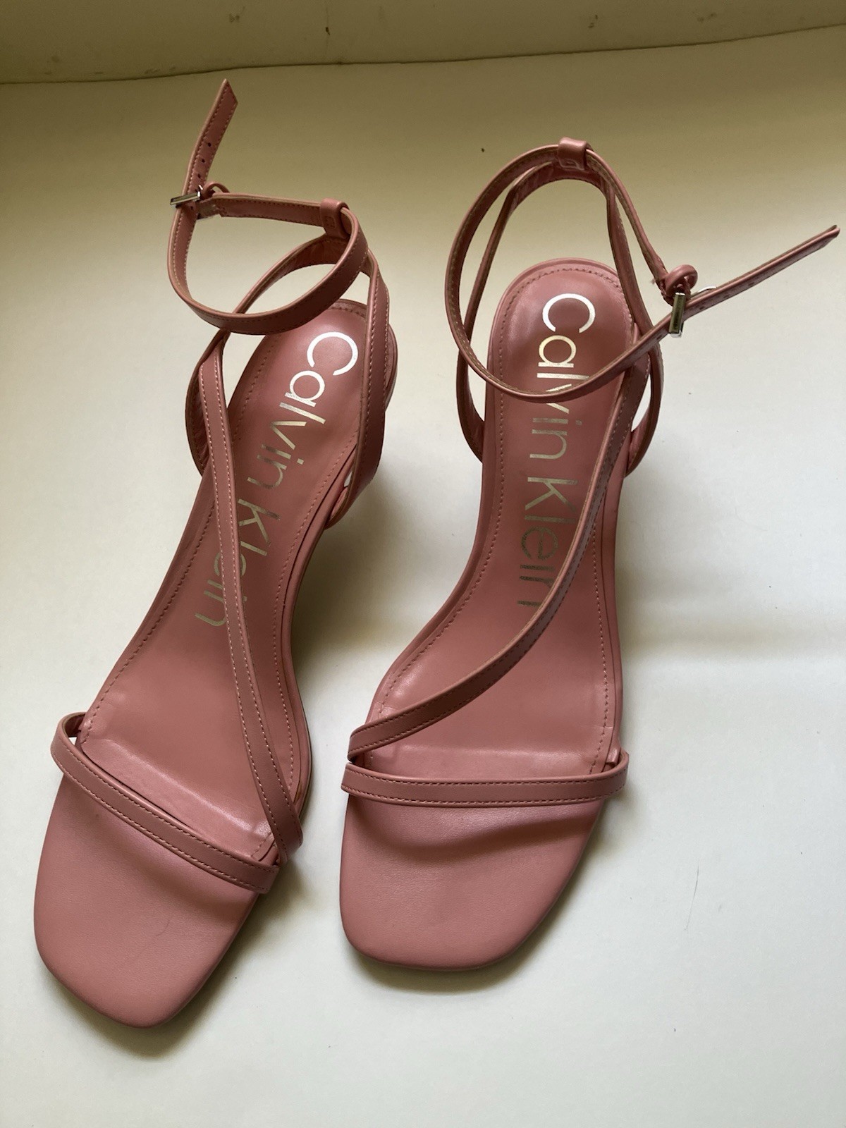 Calvin Klein Women’s Iryna Heeled Strappy Sandal Pink Size 9.5