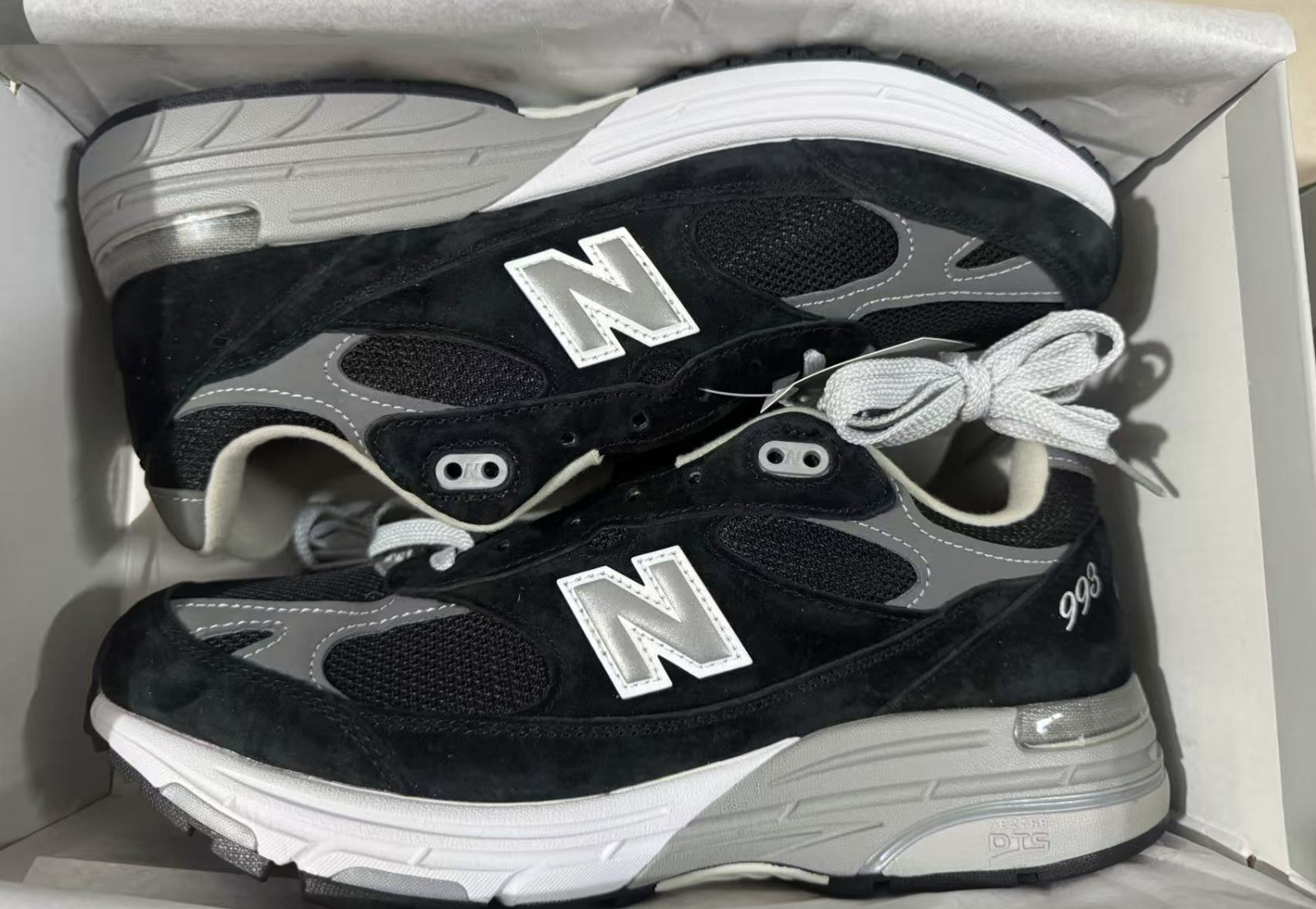 New Balance 993 ‘MiUSA Black White’ Men Sneakers