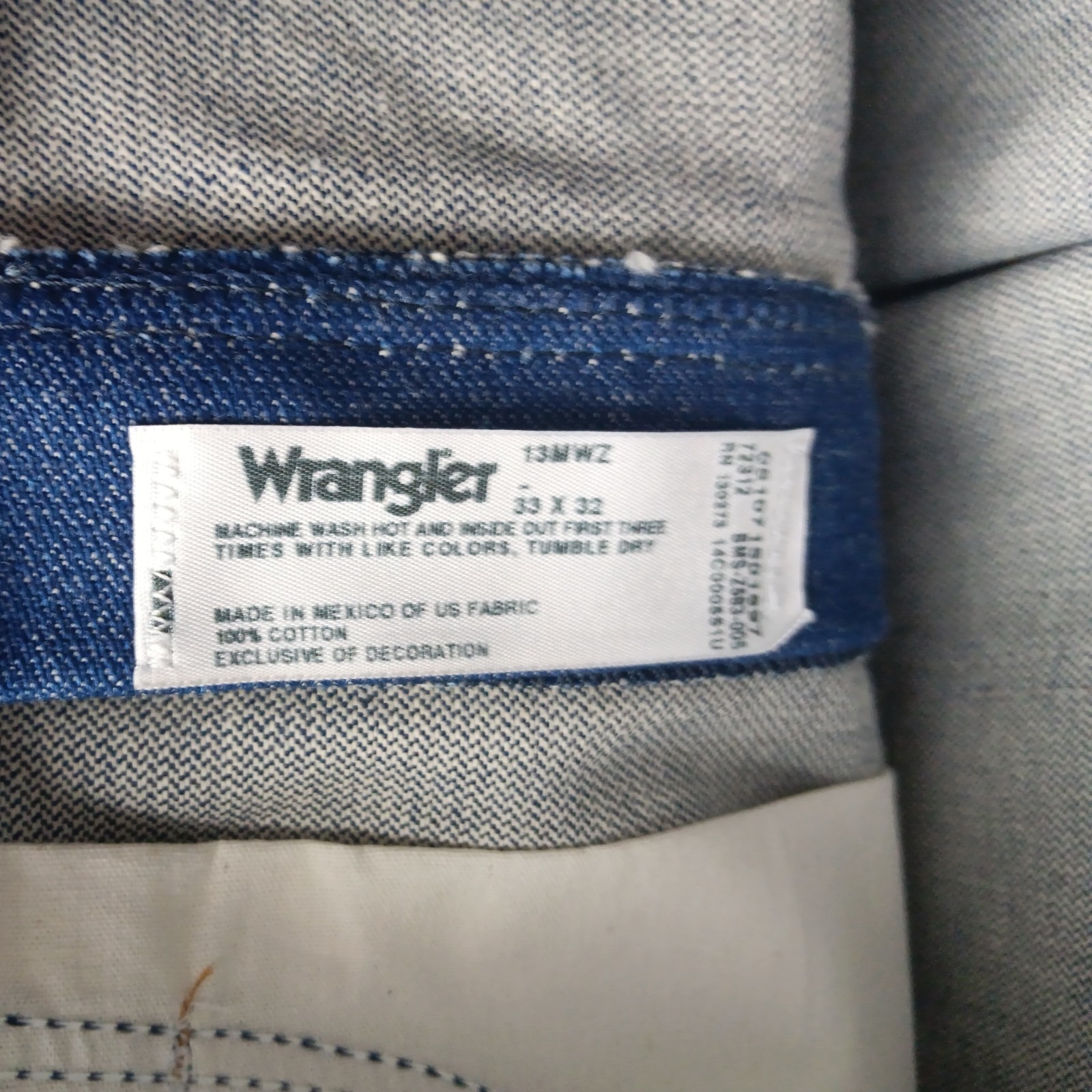 VTG NWT 33/32 WRANGLER JEANS 13MWZ RAW DENIM Pro Rodeo Cowboy Cut Deadstock