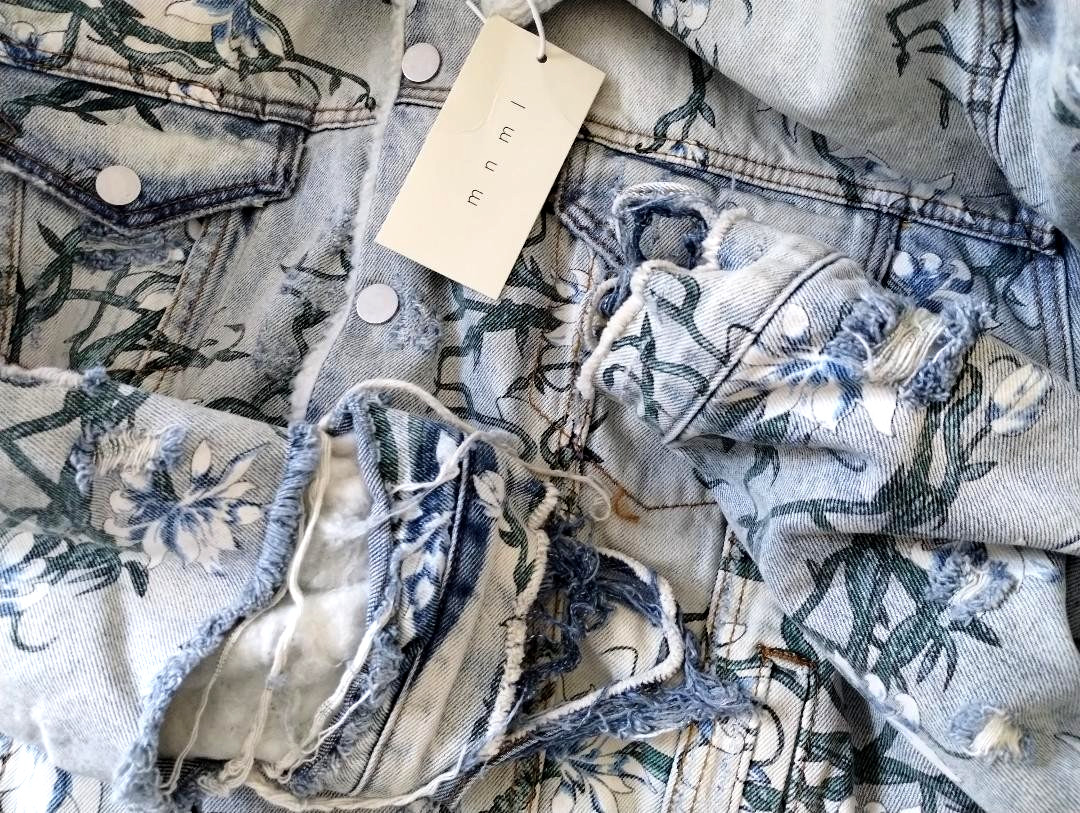 MNML Men’s Embroidered Distressed Sherpa Lined Jean Jacket – SZ XL