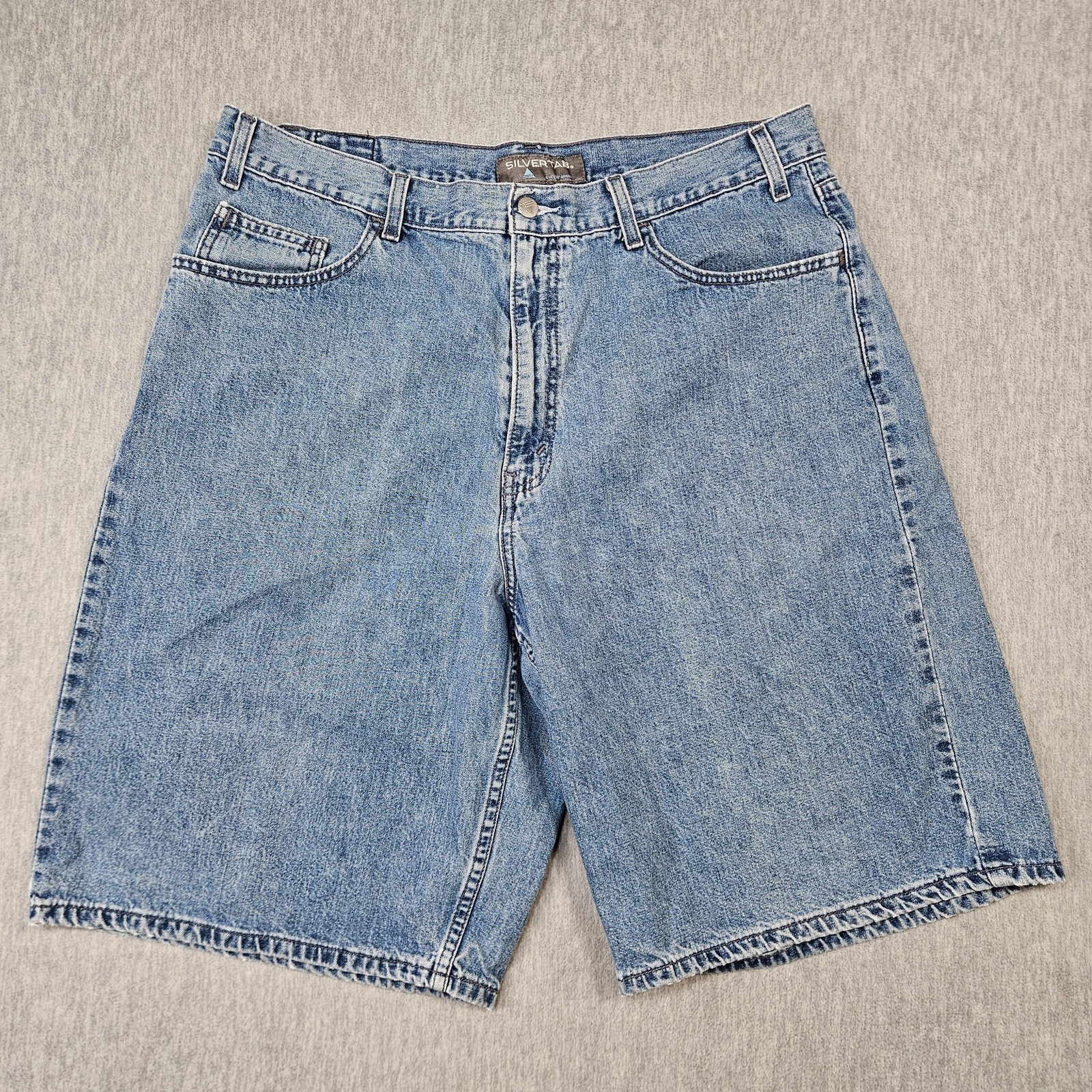 Vintage Levi’s SilverTab Shorts Mens 38 Blue Baggy Fit Light Wash Denim Y2K