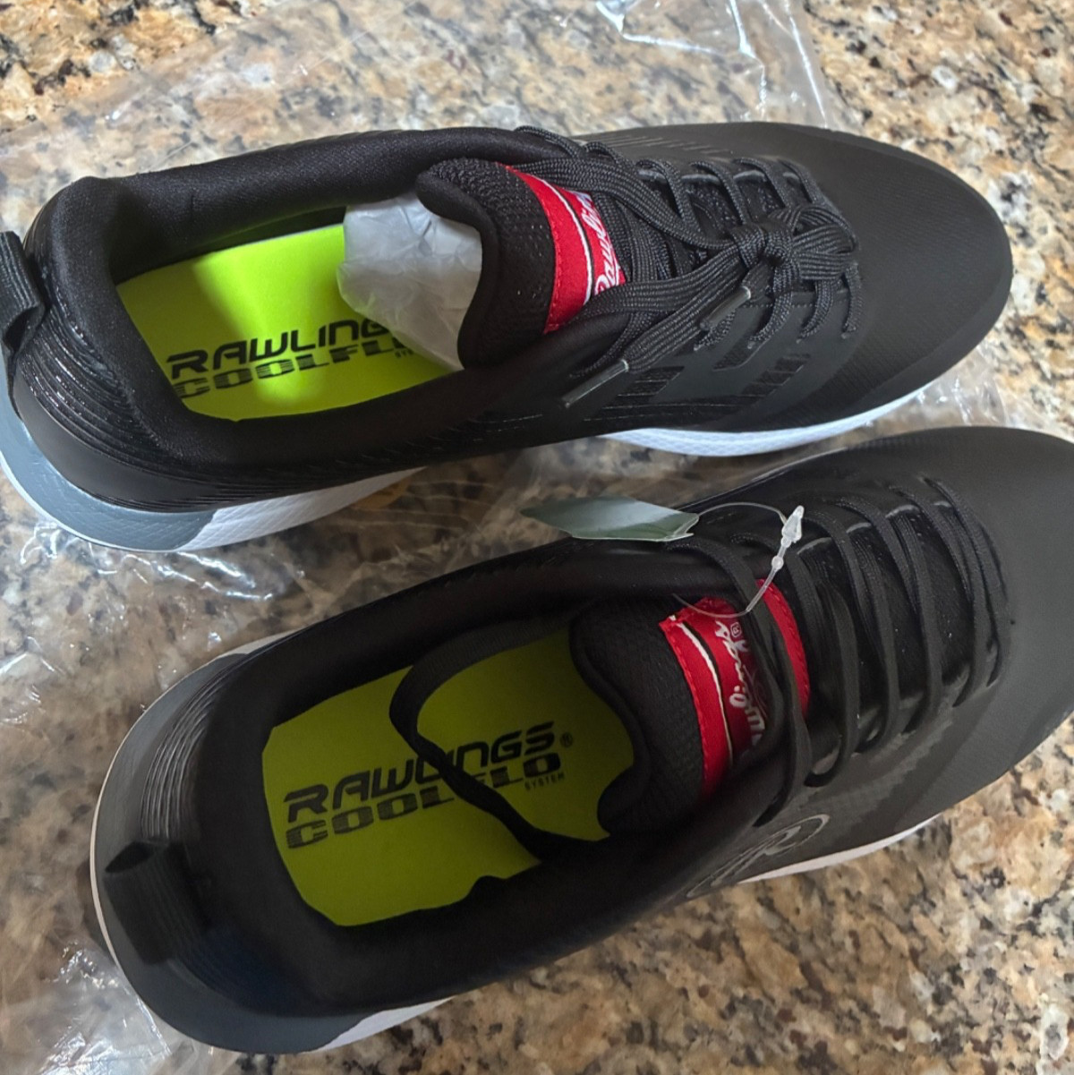 Brand New! Rawlings Men’s League Softball/Baseball Turf Shoes Black Size 9 D