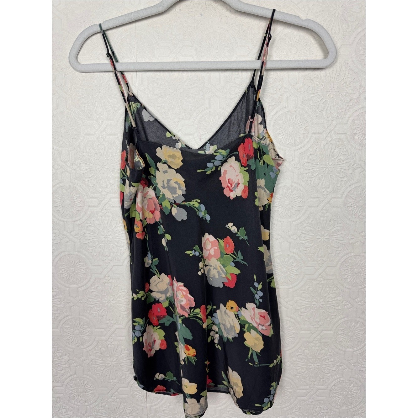Nili Lotan Isabella 100% Silk Tank Top Cami Floral Grey Spring Quiet Luxury
