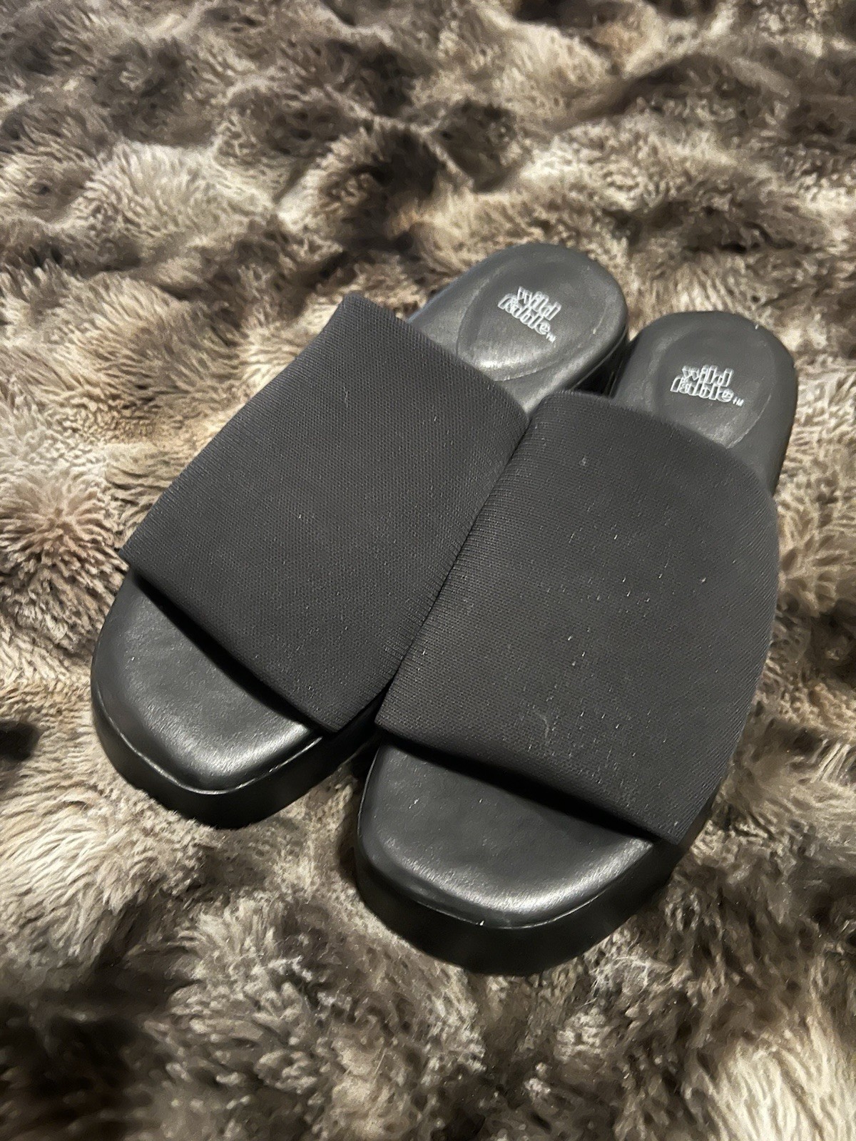 Wild Fable Women’s Black Slide Sandals 6.5 Open Toe Single Strap Slip-On
