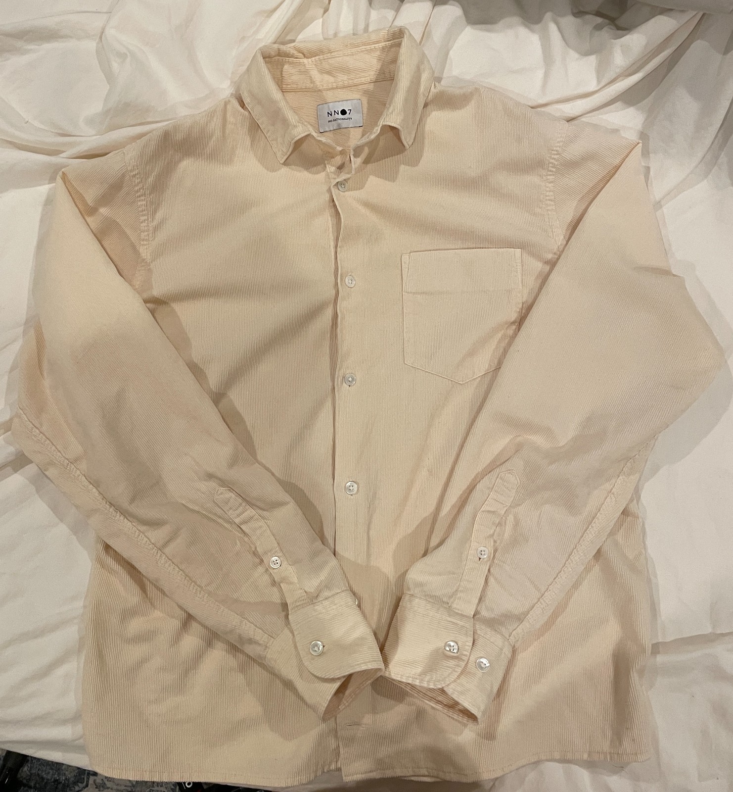 NN07 off shite corduroy button up shirt – m