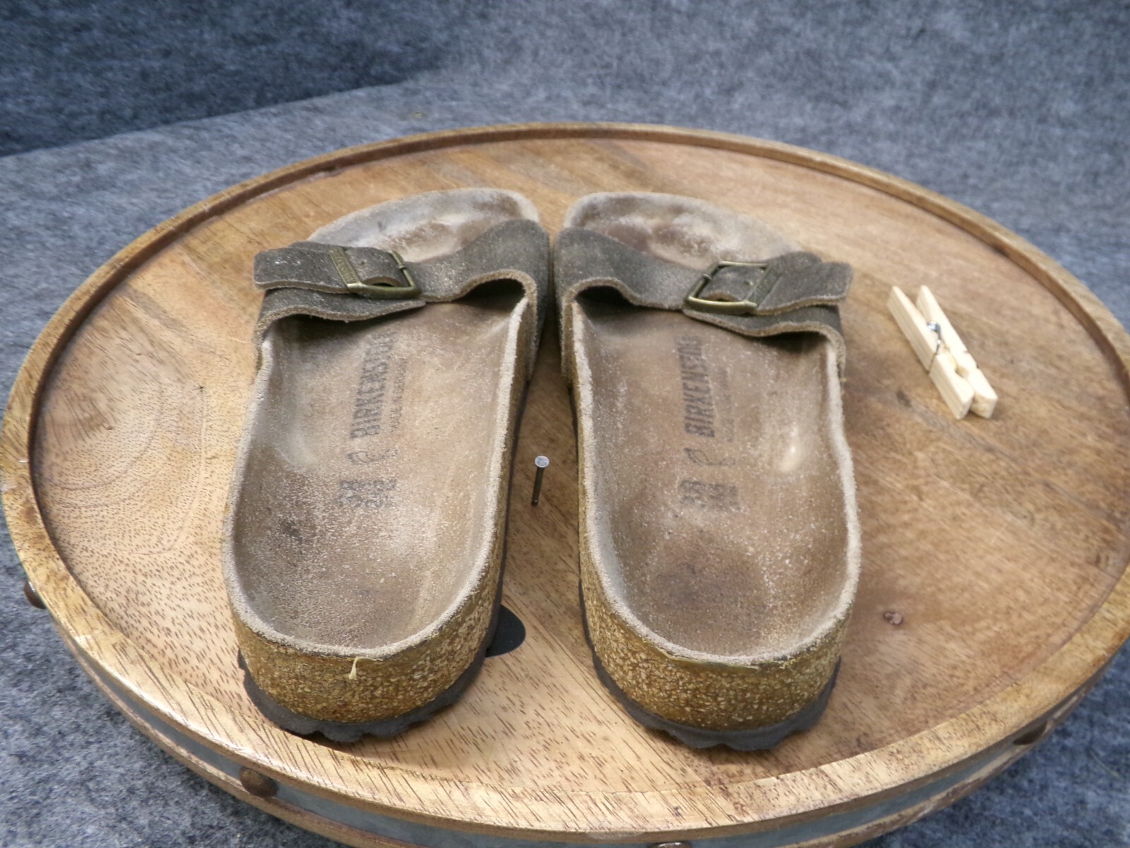 Birkenstocks Madrid Big Buckle Washed Metallic Gold Sandals Size 38 US 7 Reg.