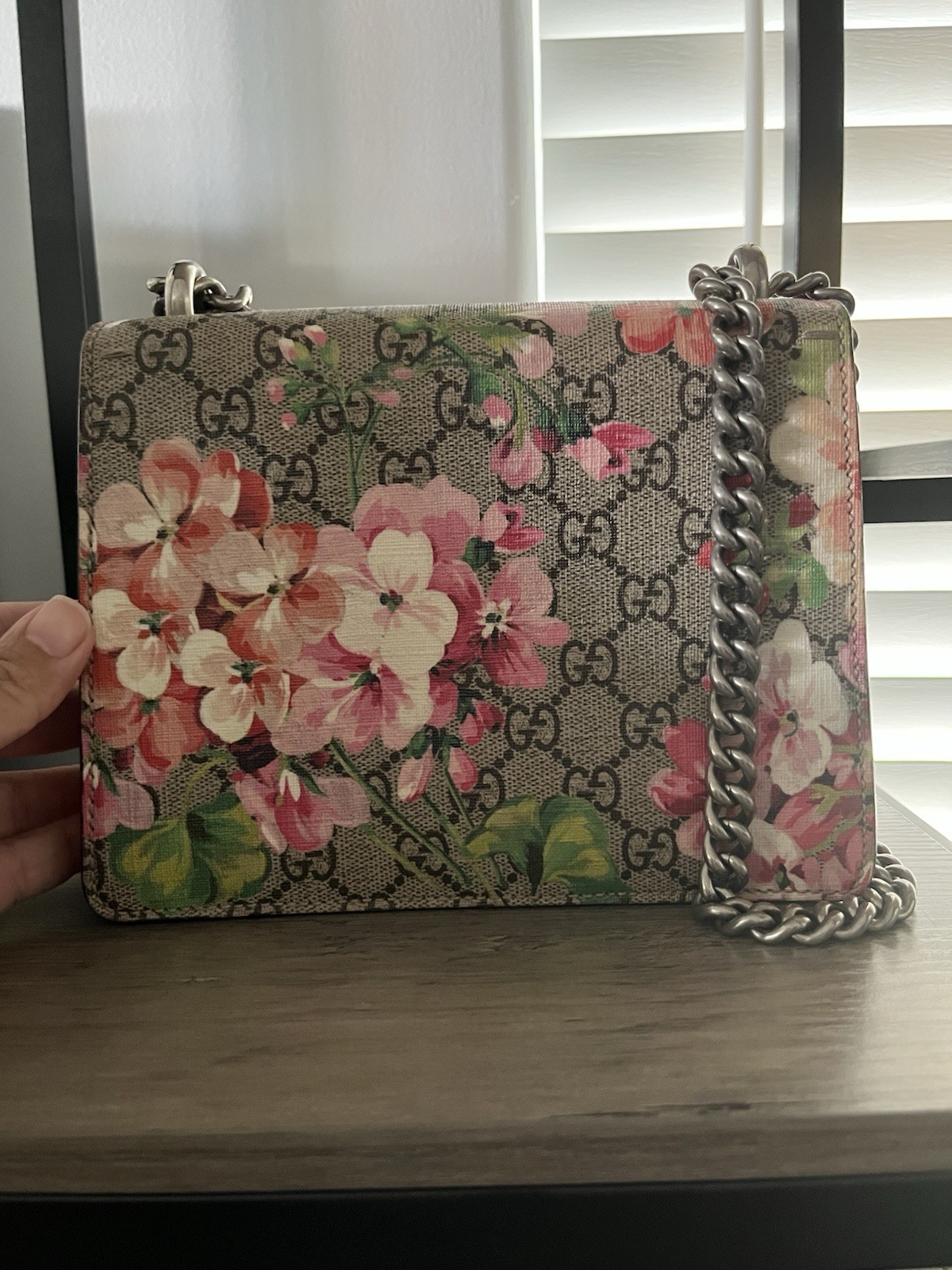 Gucci GG Supreme Blooms Dionysus Medium Shoulder Bag