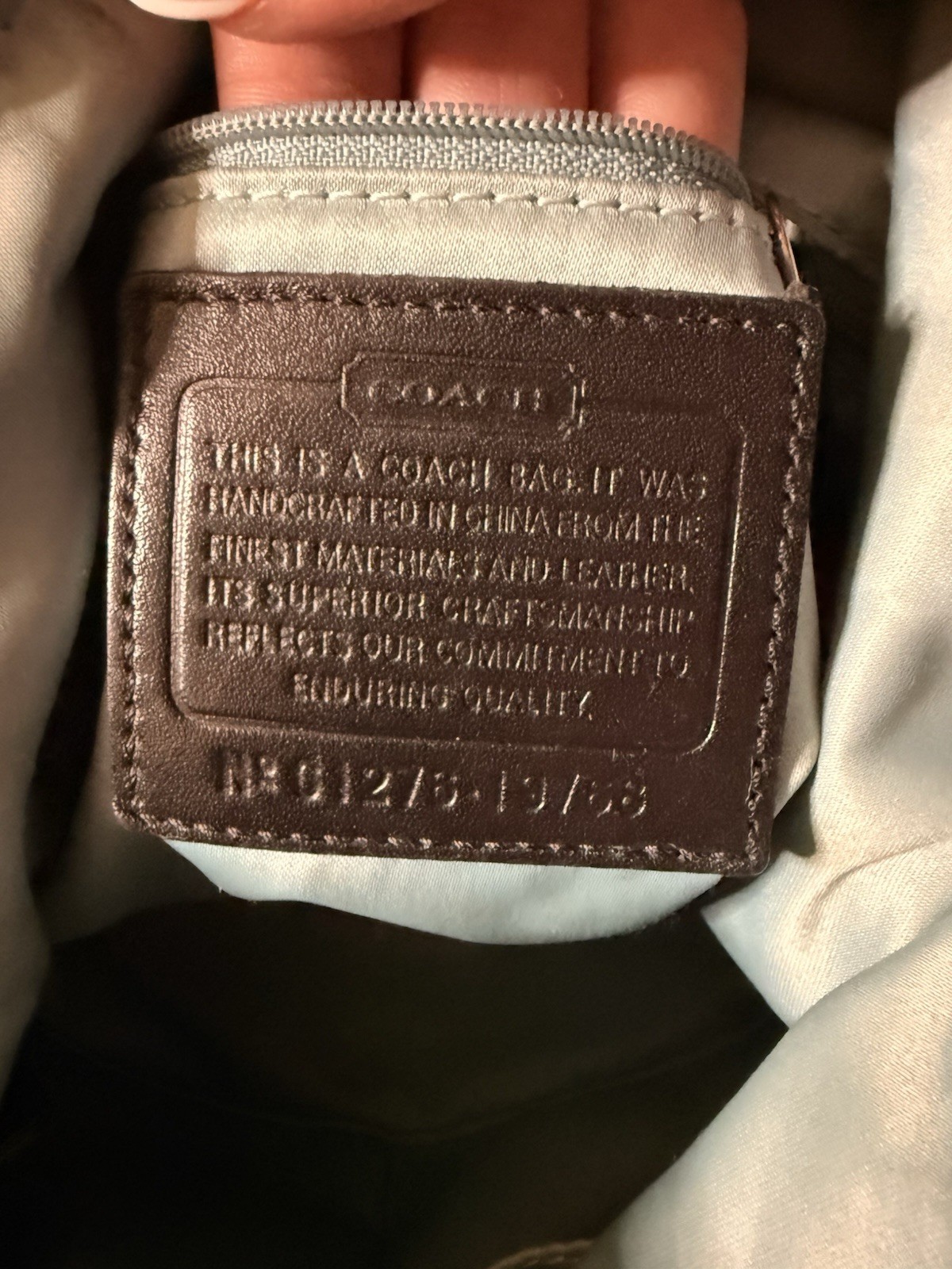 Coach Black Shoulder Bag Turn Lock Zip Top Detachable Strap Pockets Silver