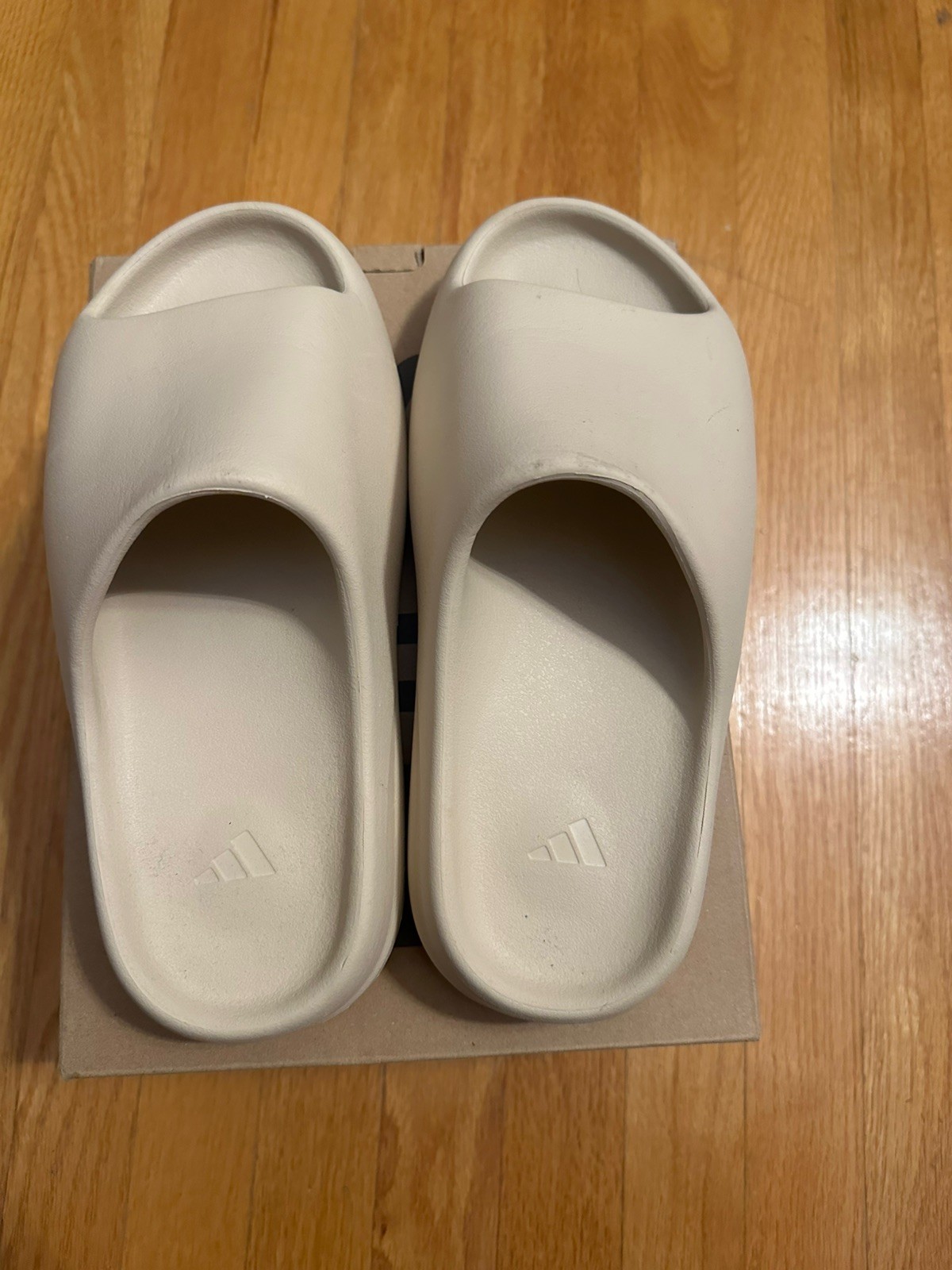 Pre-Owned adidas YZY Bone Slide Size 9(M) Rep Box