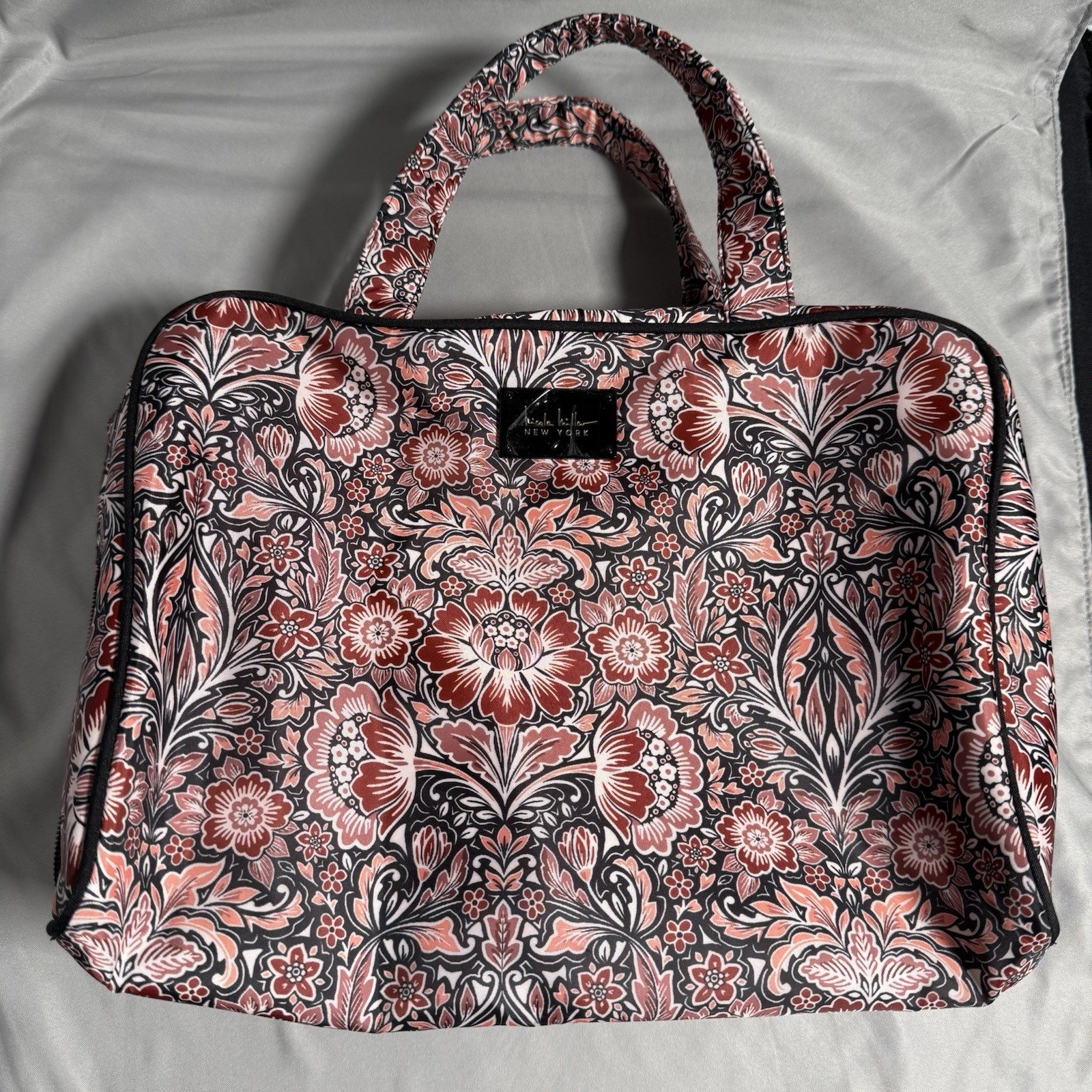 Nicole Miller Makeup Purse 10″x7″x3″ Zip Closure with Inside Zip Pocket