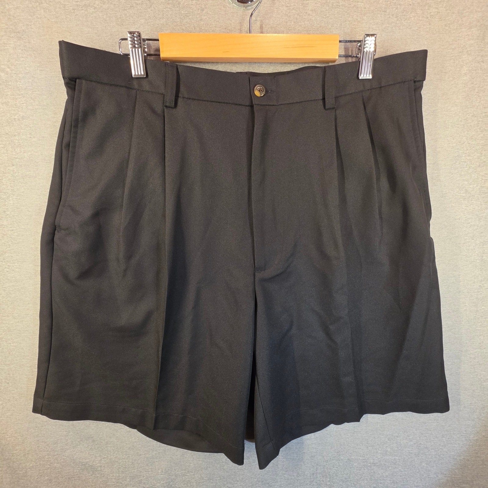 Haggar Mens Black Pleated Dress Shorts Size 38 No Iron WPL 386 1001514