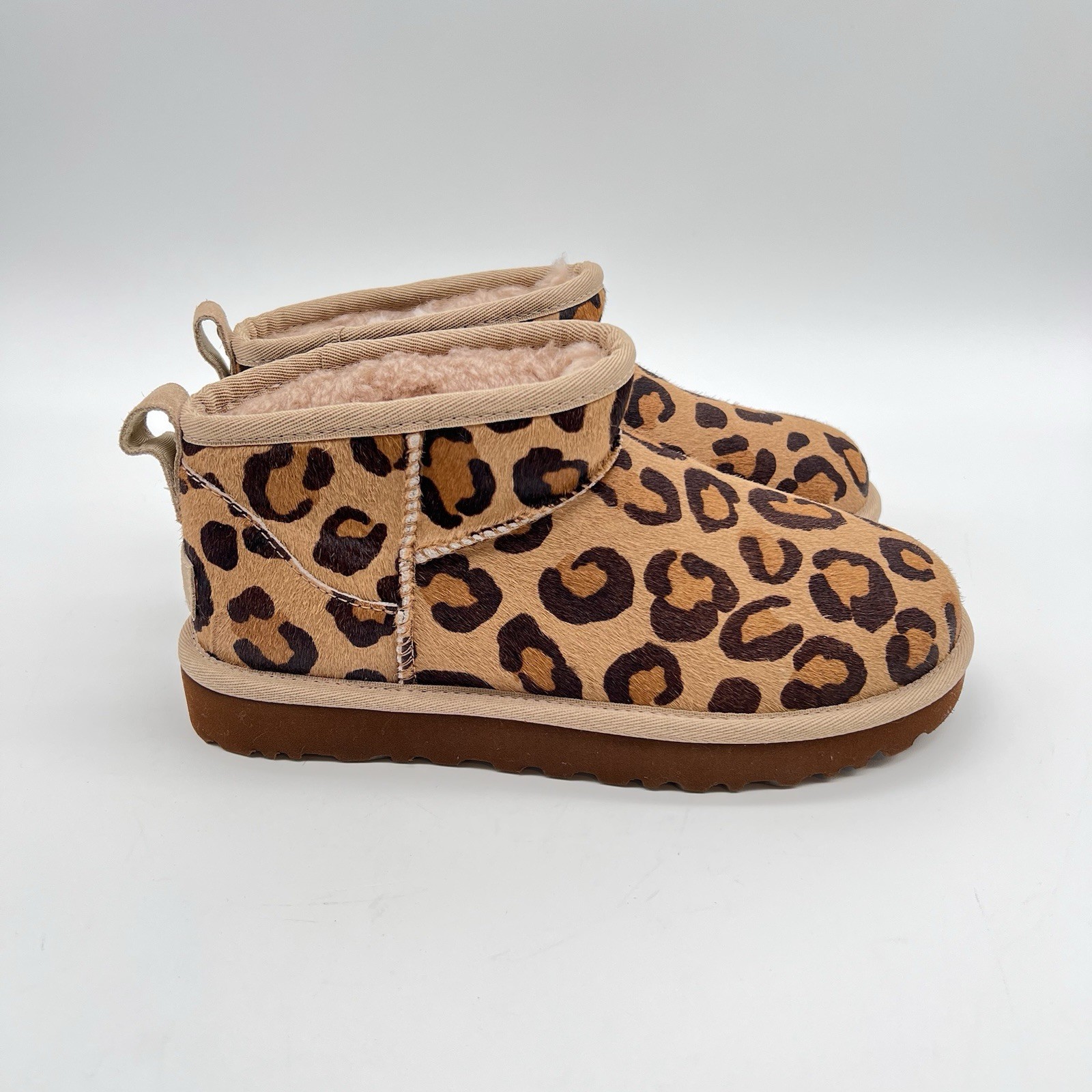 UGG Classic Ultra Mini Leopard Print Calf Hair Boots Women’s Size 6