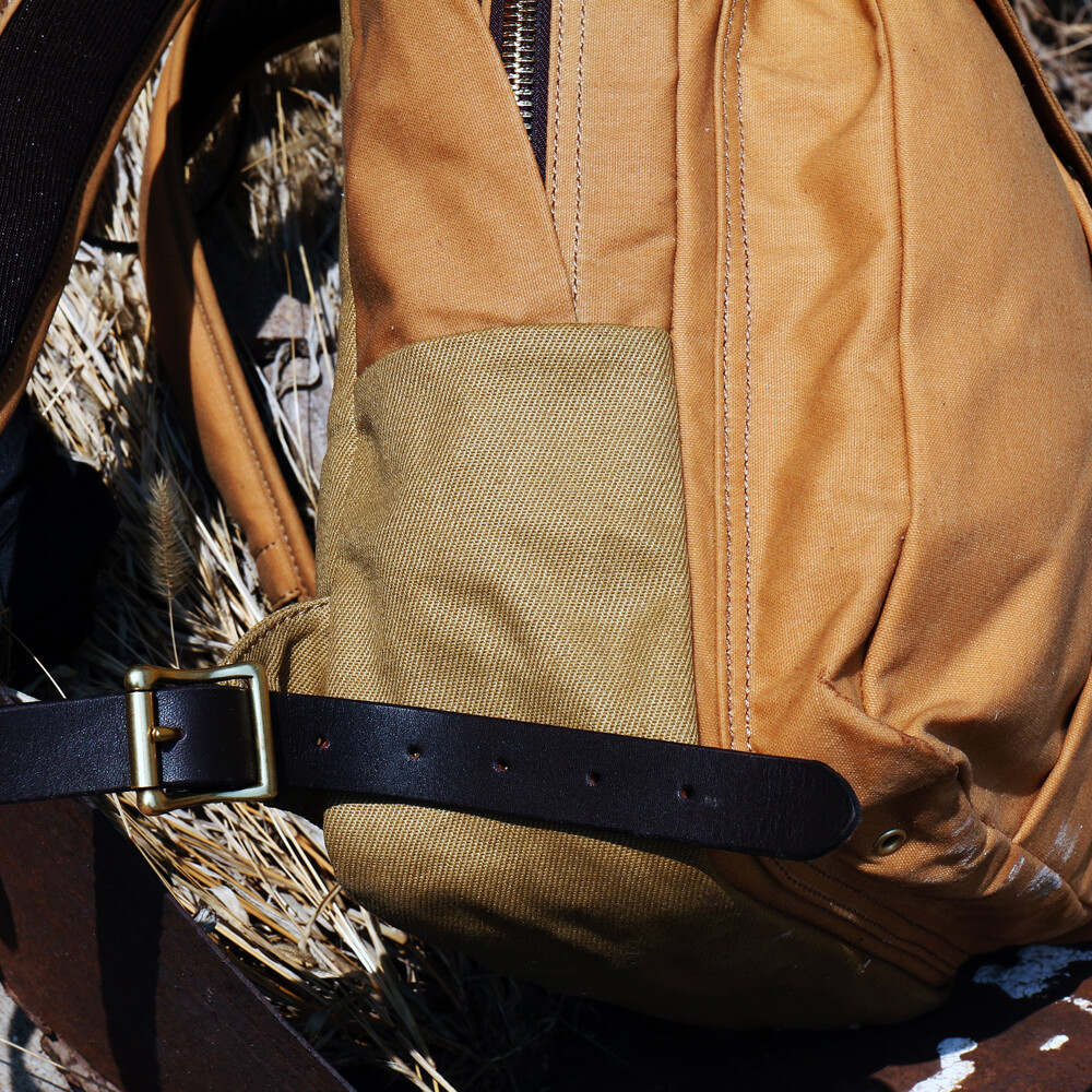 Water-repellent Heavy Wax Canvas 70307 Unisex Retro Backpack Computer Bag