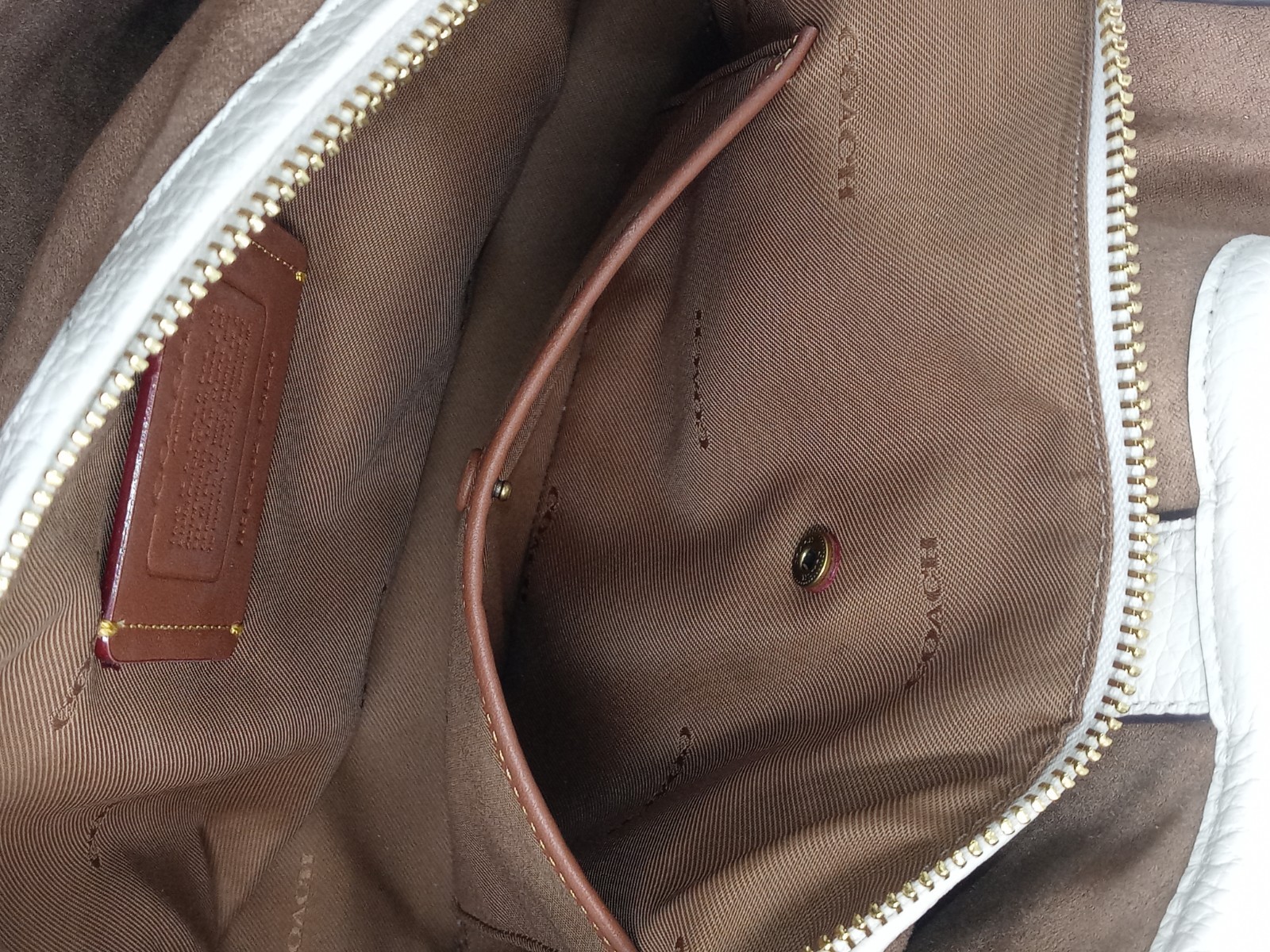 Coach Lori Shoulder Bag Purse Ivory Chalk Pebbled Leather Bag No Dust Bag