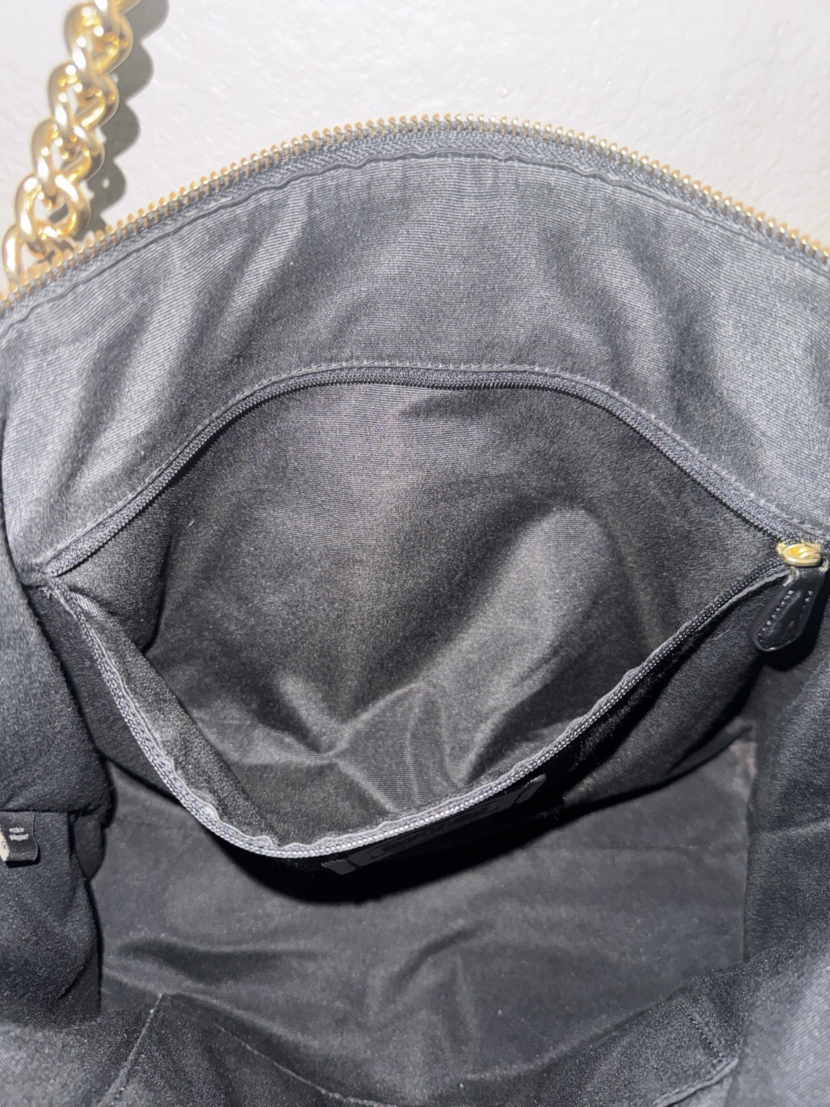 Authentic Coach Ava Chain Tote Black CLEAN