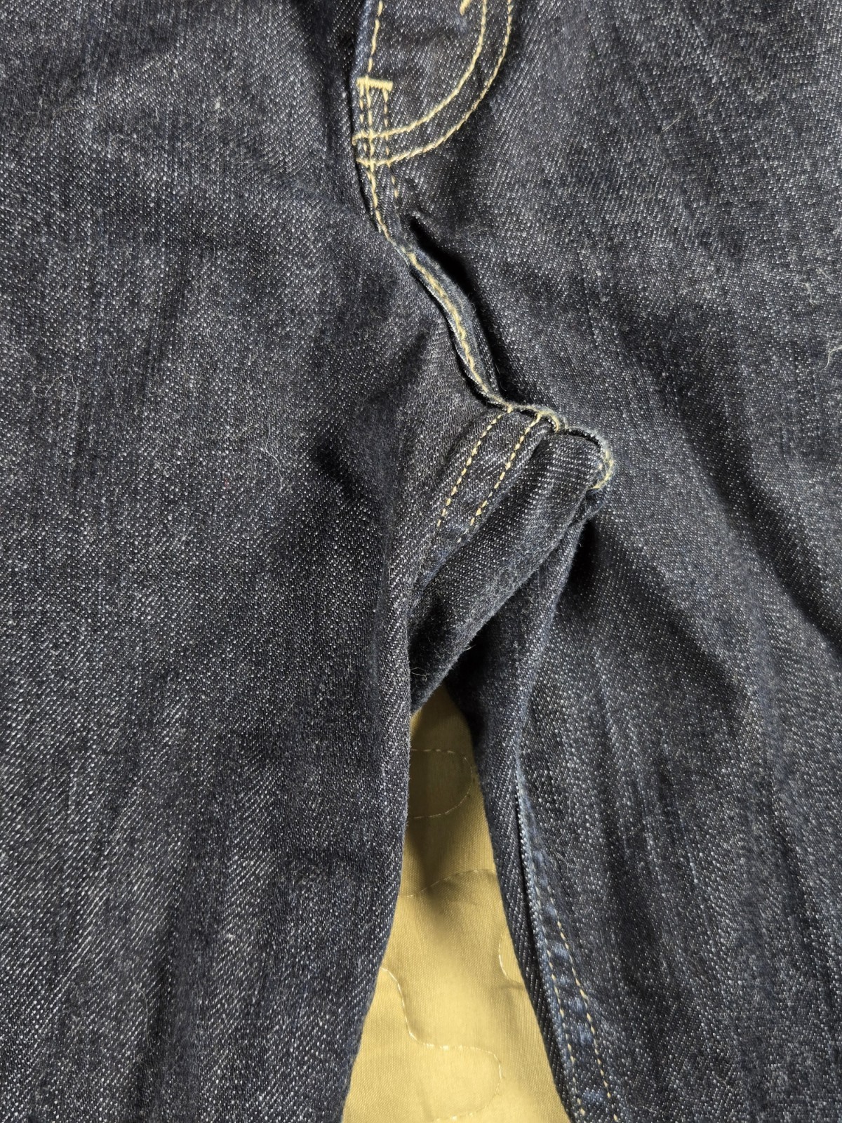 Levi Strauss & Co. 511 Series Men’s Slim Fit Dark Wash Blue Denim Jeans