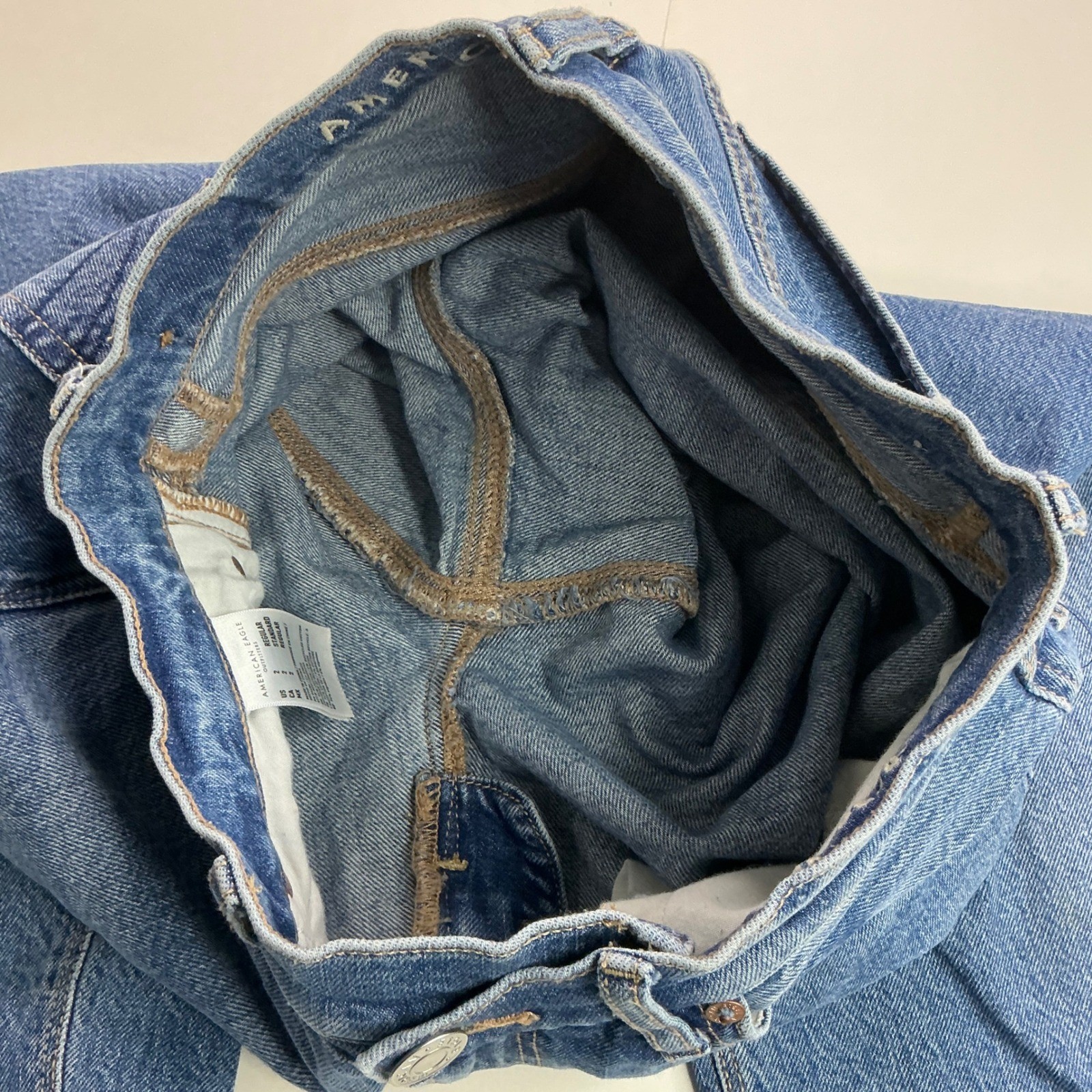 American Eagle Blue Baggy Jean Womens 2 Mid Rise Wide Leg Medium Wash Distressed