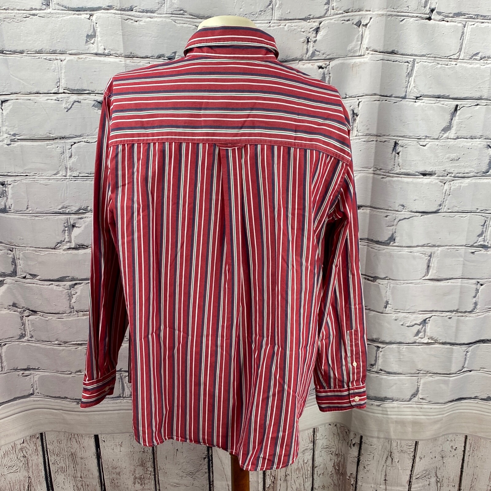 Chaps Men’s Easy Care Button Down Long Sleeve Cotton Blend Red Stripe Shirt XL