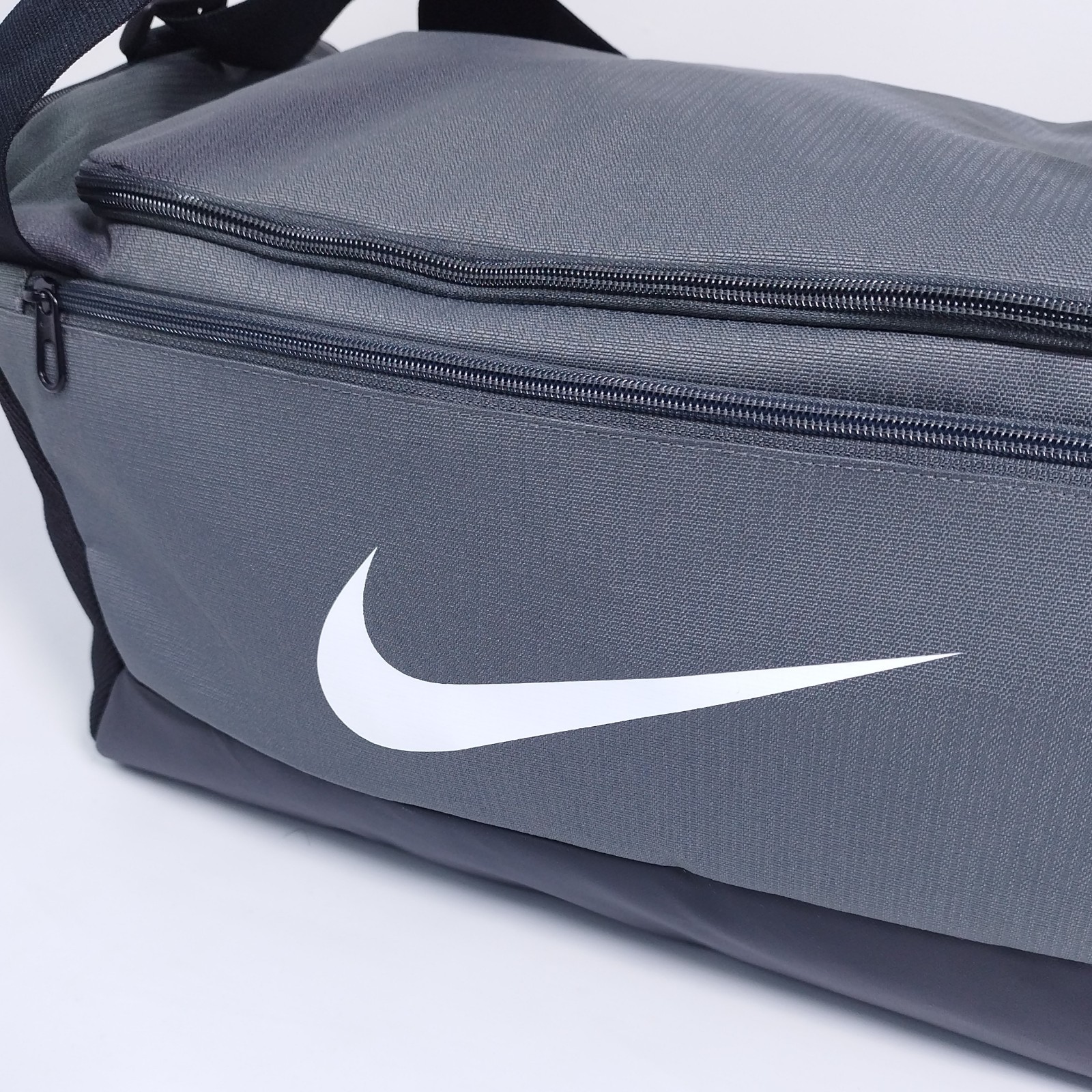 Nike Brasilia Training Duffel Bag – Grey, Small 41L