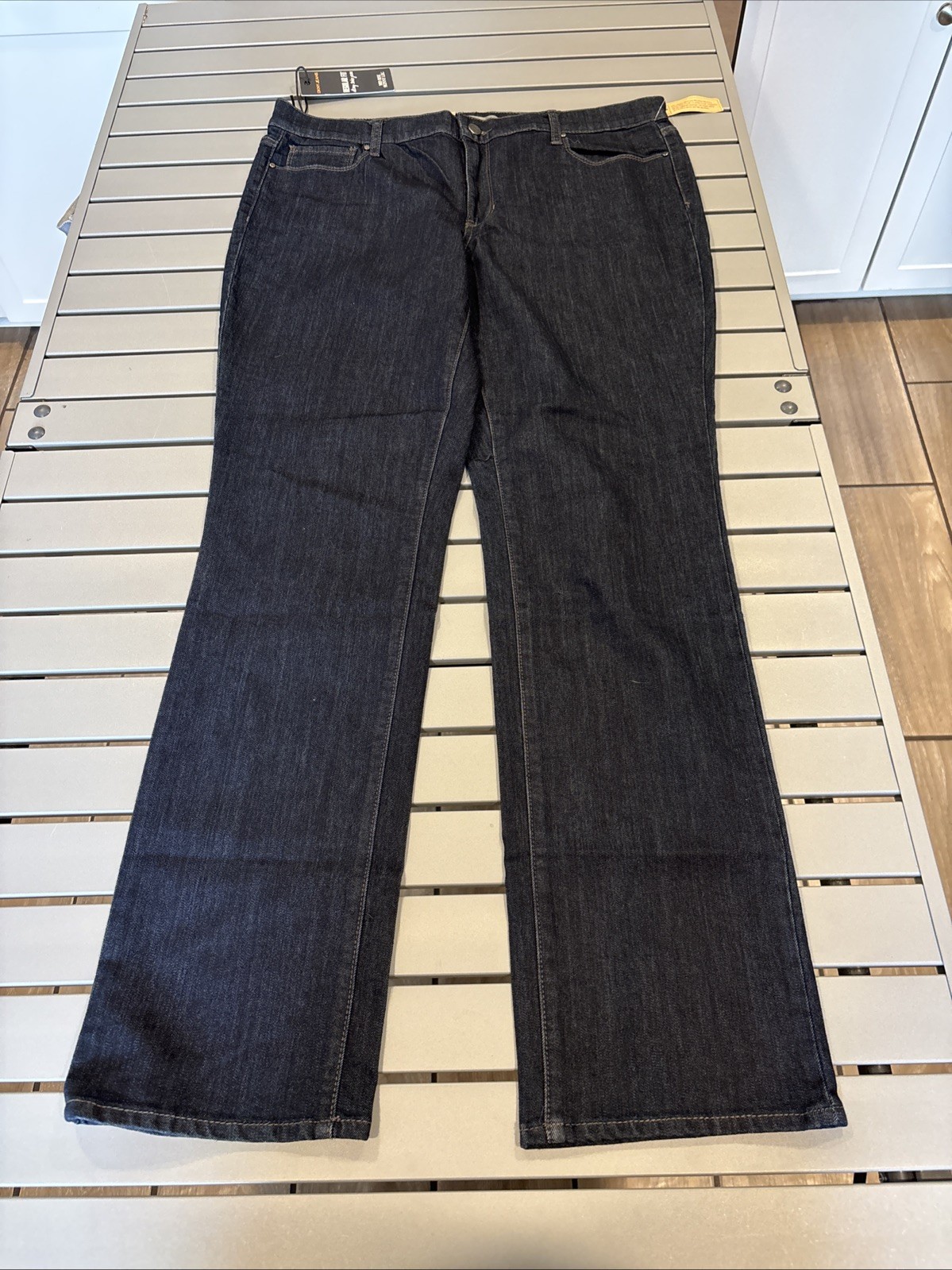 DKNY Jeans Womens Size 14 32″ Inseam Mid Rise Skinny Leg Dark Wash Denim NEW