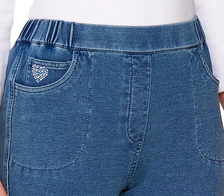 Quacker Factory DreamJeannes Knit Capri Pants W/ Zipper & Rhinestones- Denim XXS